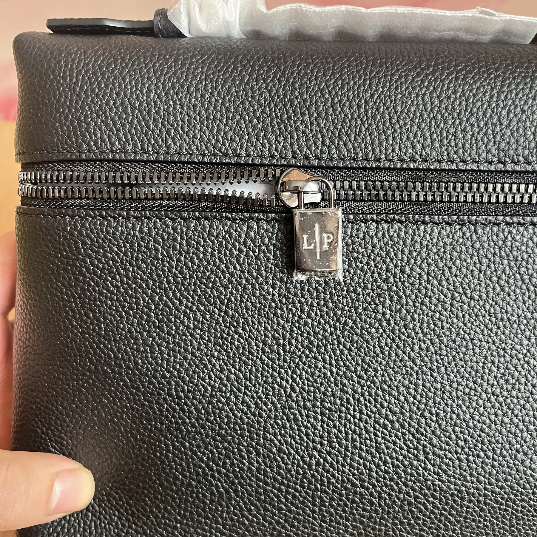Loro Piana Extra 男士手拿包 29*17*5