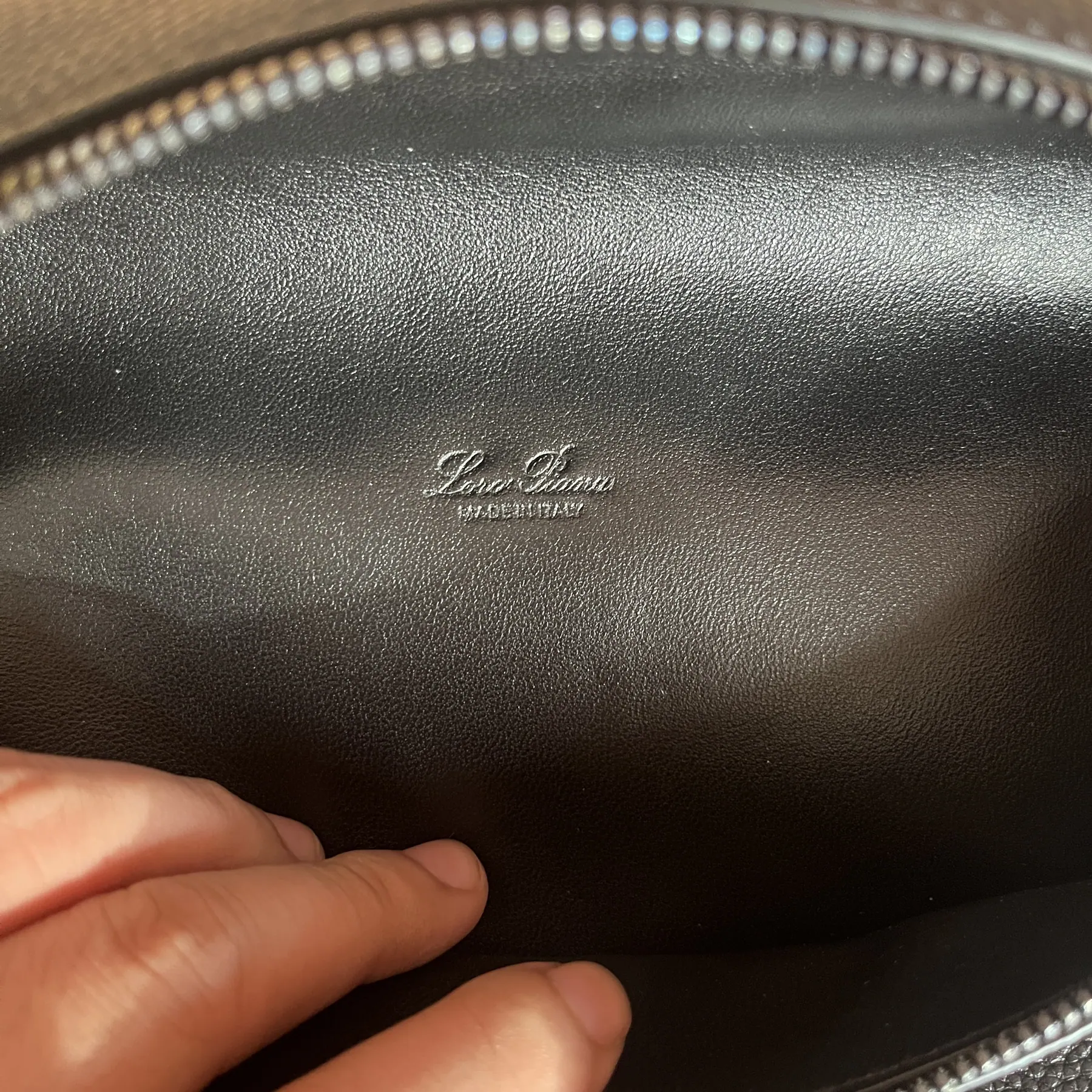 Loro Piana Extra 男士手拿包 29*17*5