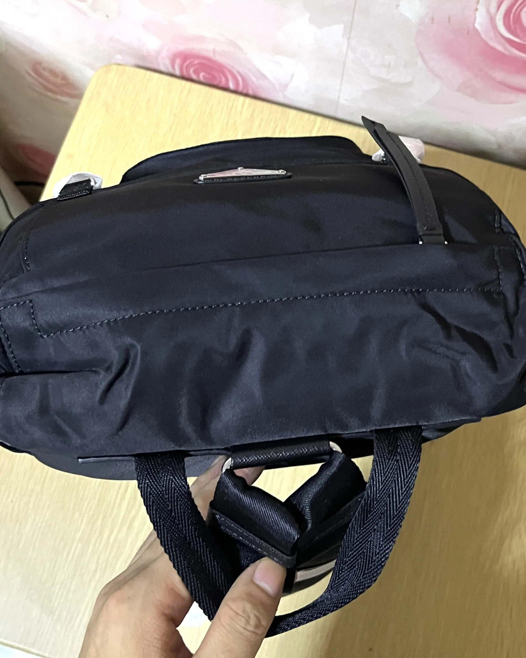 普拉达 Re-Nylon 双肩包 1BZ039 25x34.5x15.5cm