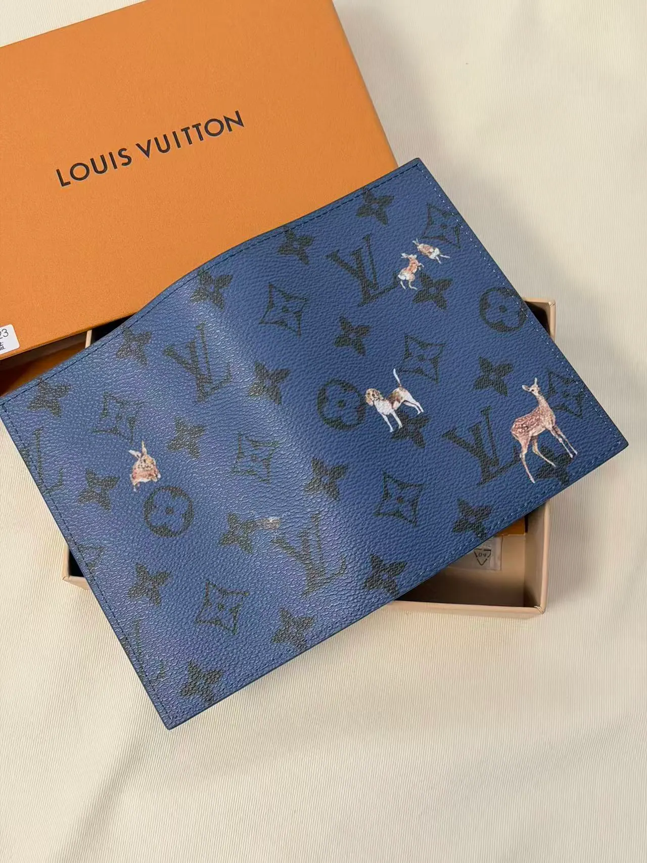 路易威登 男士护照套 Monogram M27023