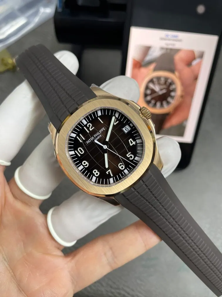 DDF | 330/324 机芯 l 40mm l 百达翡丽 Aquanaut 5167R 113g