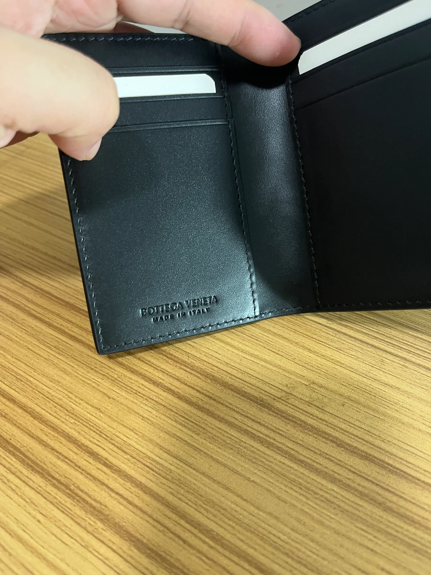 Bottega Veneta 皮革卡片夹 592619 11x7.5 cm