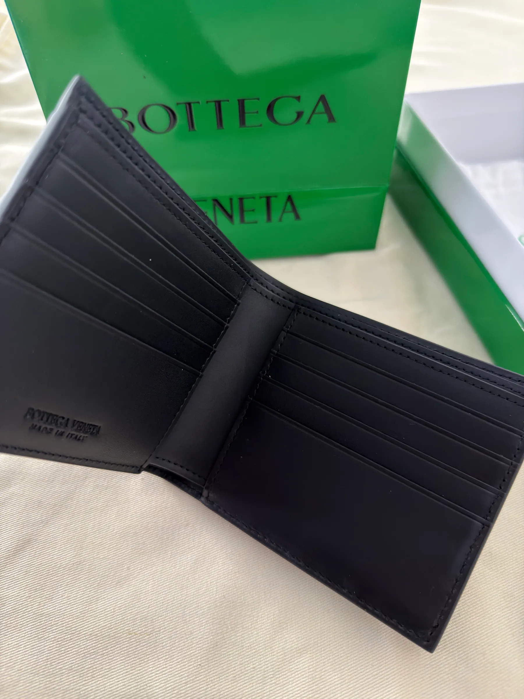 Bottega Veneta 编织翻盖钱包 605721 11*9.5*1cm