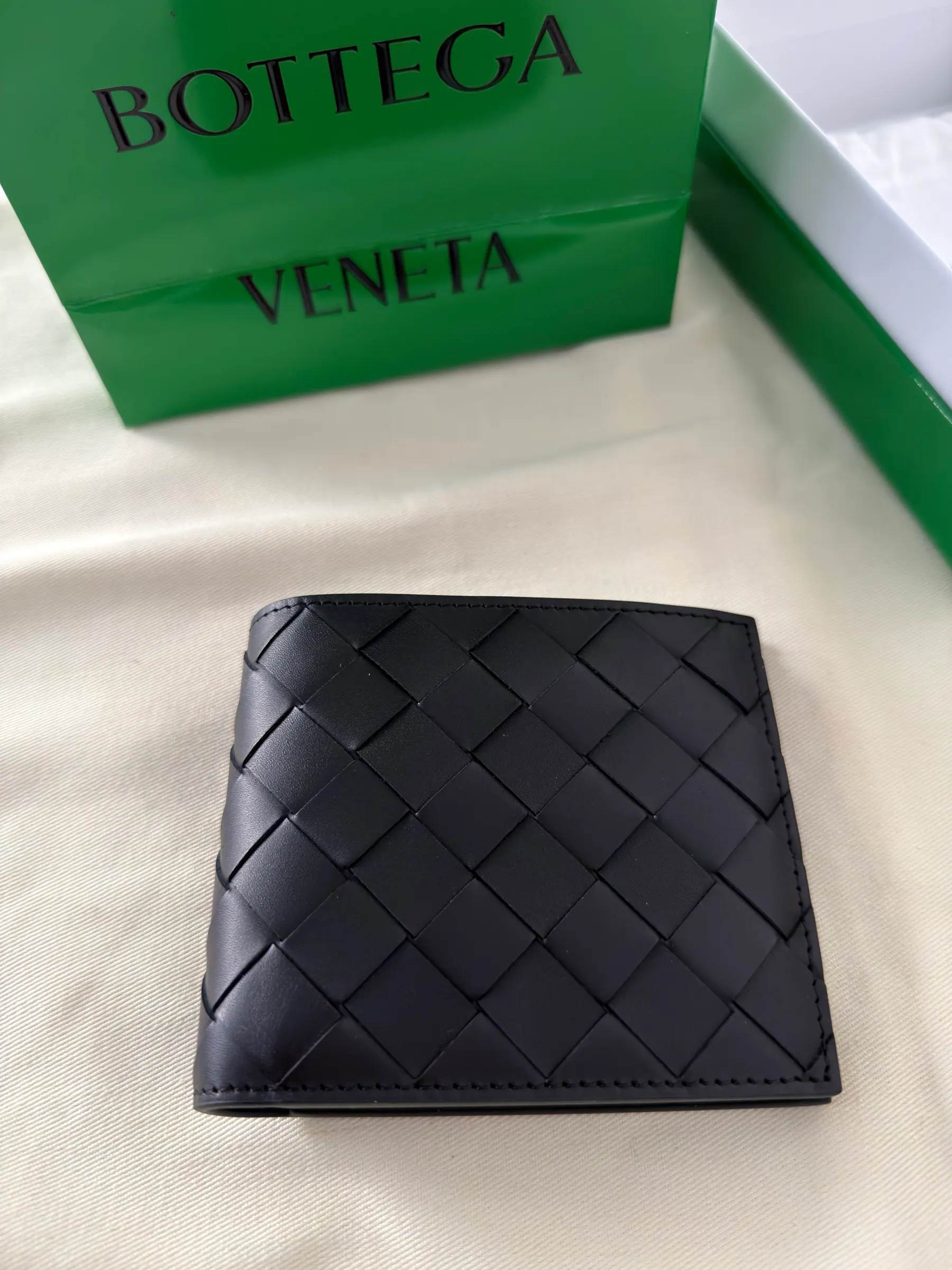 Bottega Veneta 编织翻盖钱包 605721 11*9.5*1cm