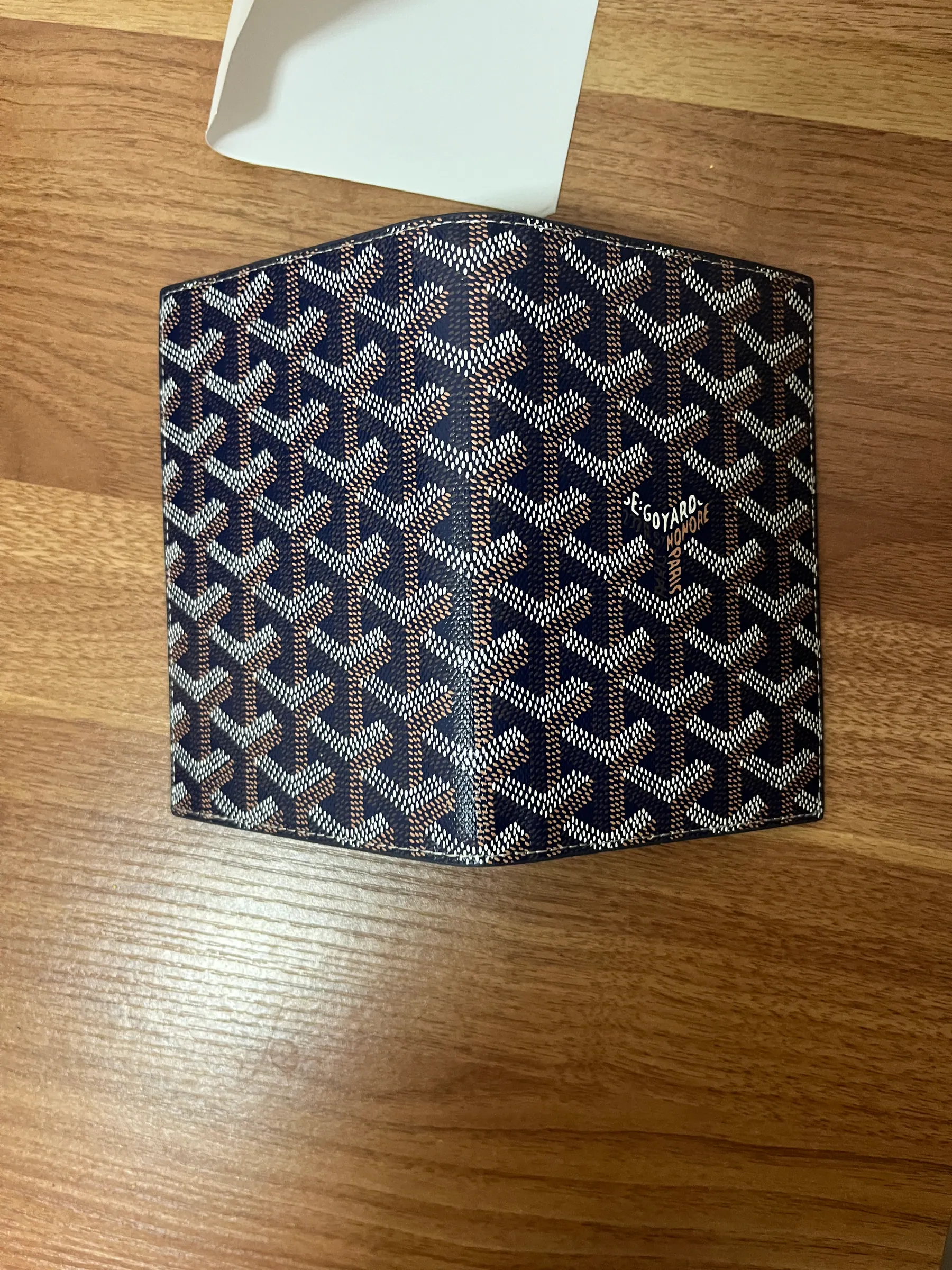 Goyard 护照钱包 1.5 cm x 10 cm x 14 cm
