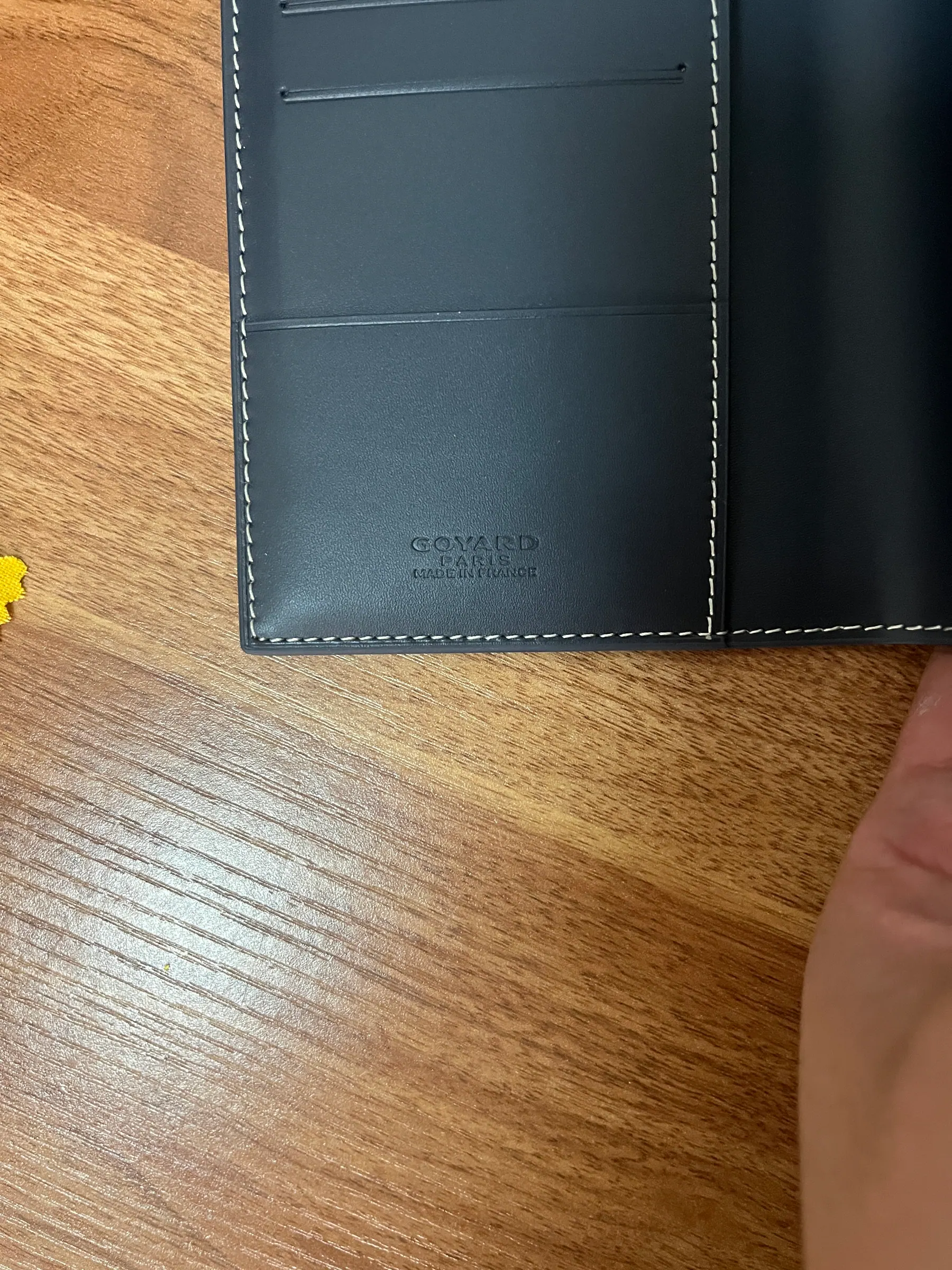 Goyard 护照钱包 1.5 cm x 10 cm x 14 cm