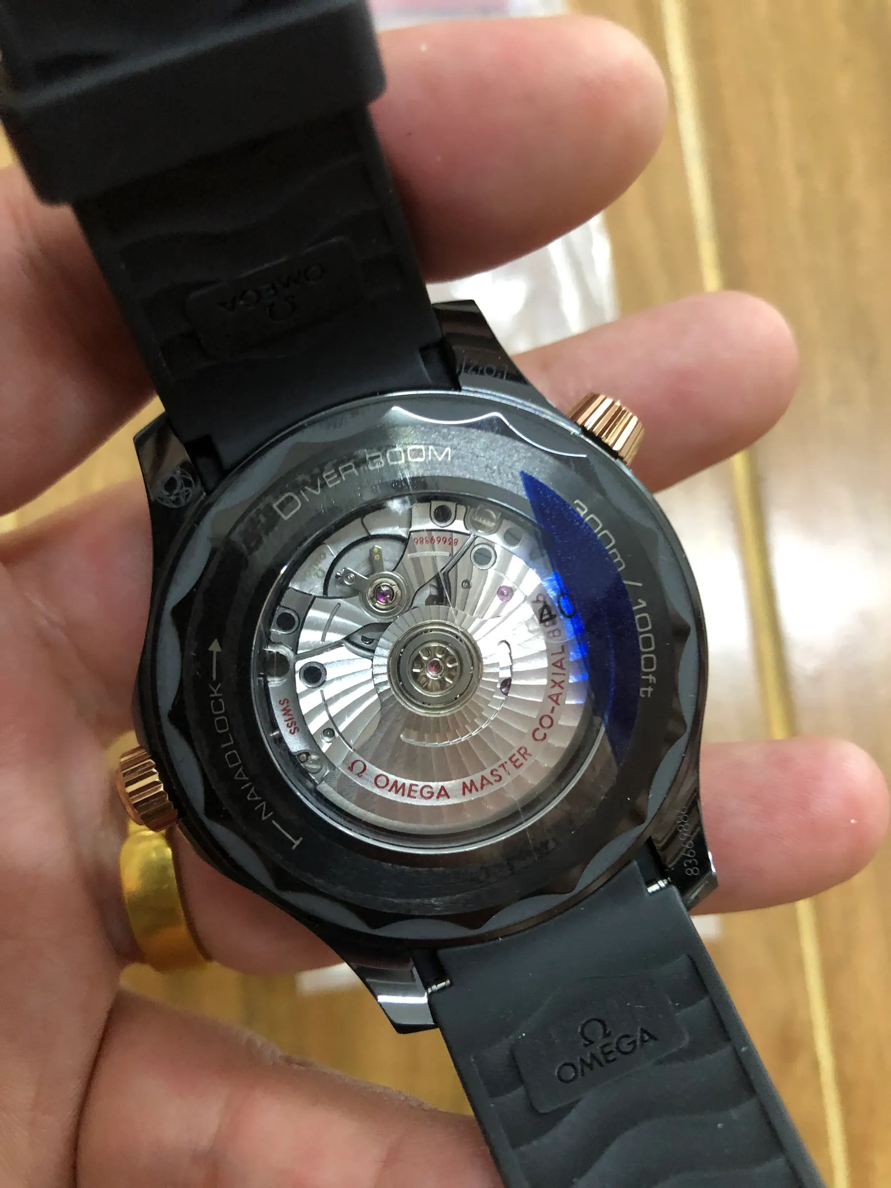 VS | 8806 机芯｜43.5mm l 欧米茄海马潜水300M 210.62.44.20.01.001