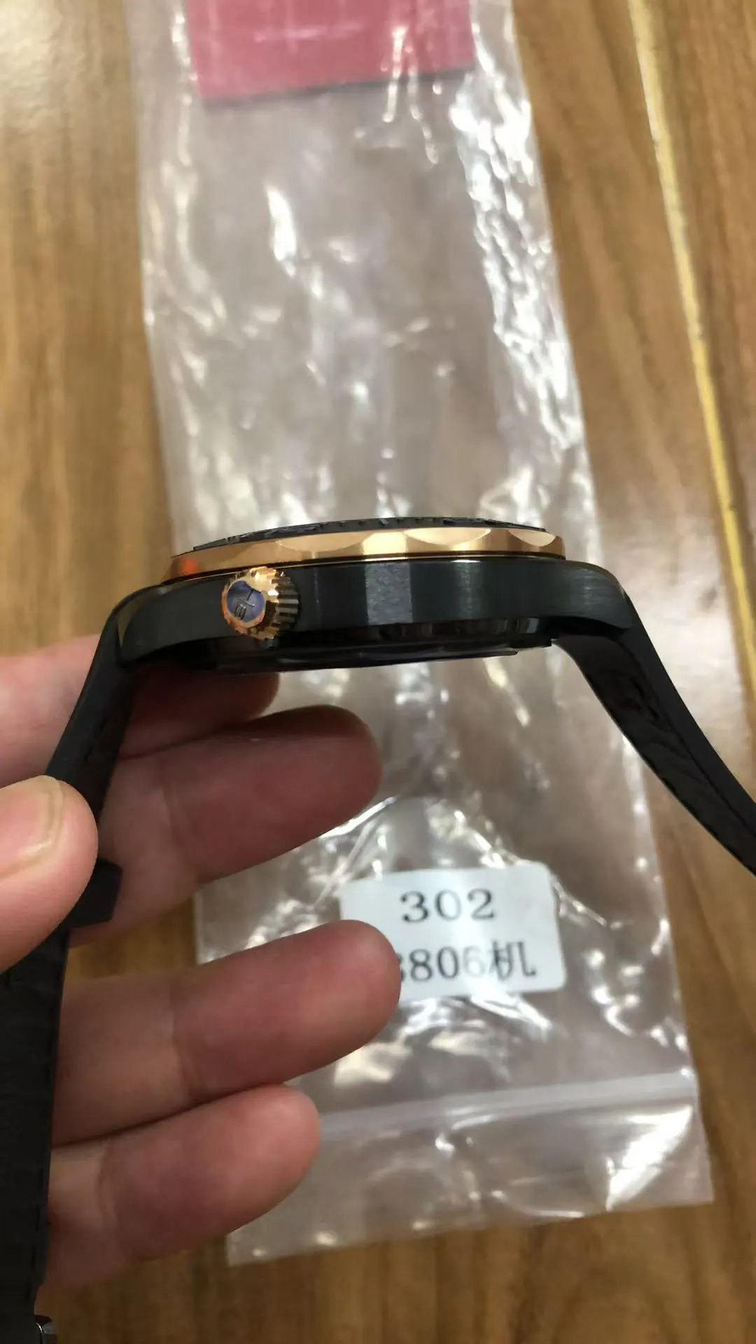 VS | 8806 机芯｜43.5mm l 欧米茄海马潜水300M 210.62.44.20.01.001