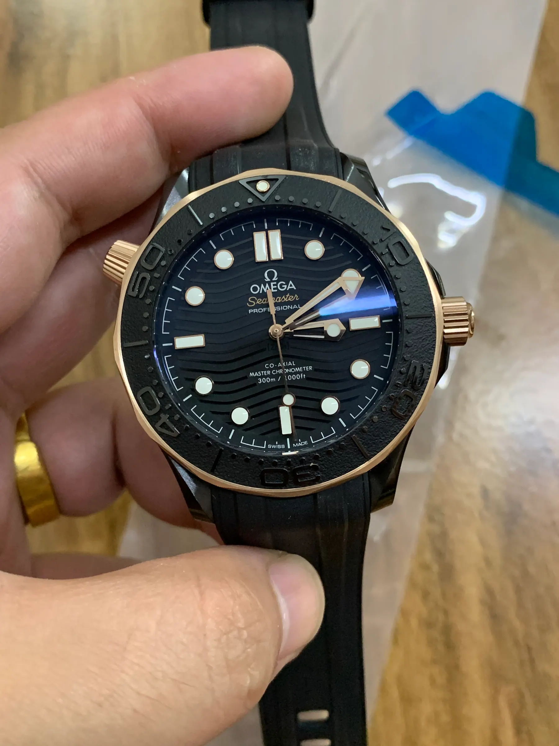 VS | 8806 机芯｜43.5mm l 欧米茄海马潜水300M 210.62.44.20.01.001