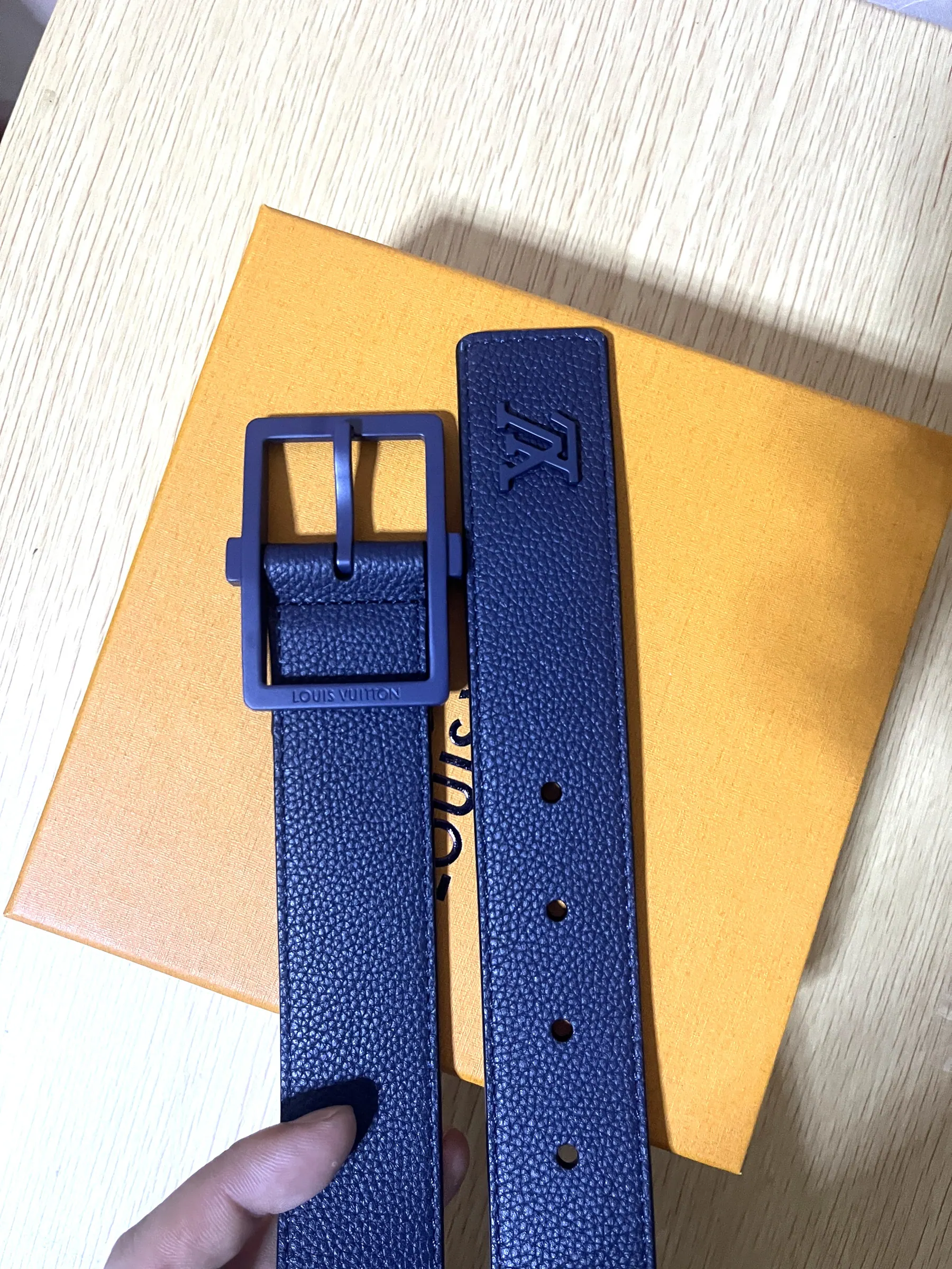 LV Aerogram 35毫米腰带 M8711U