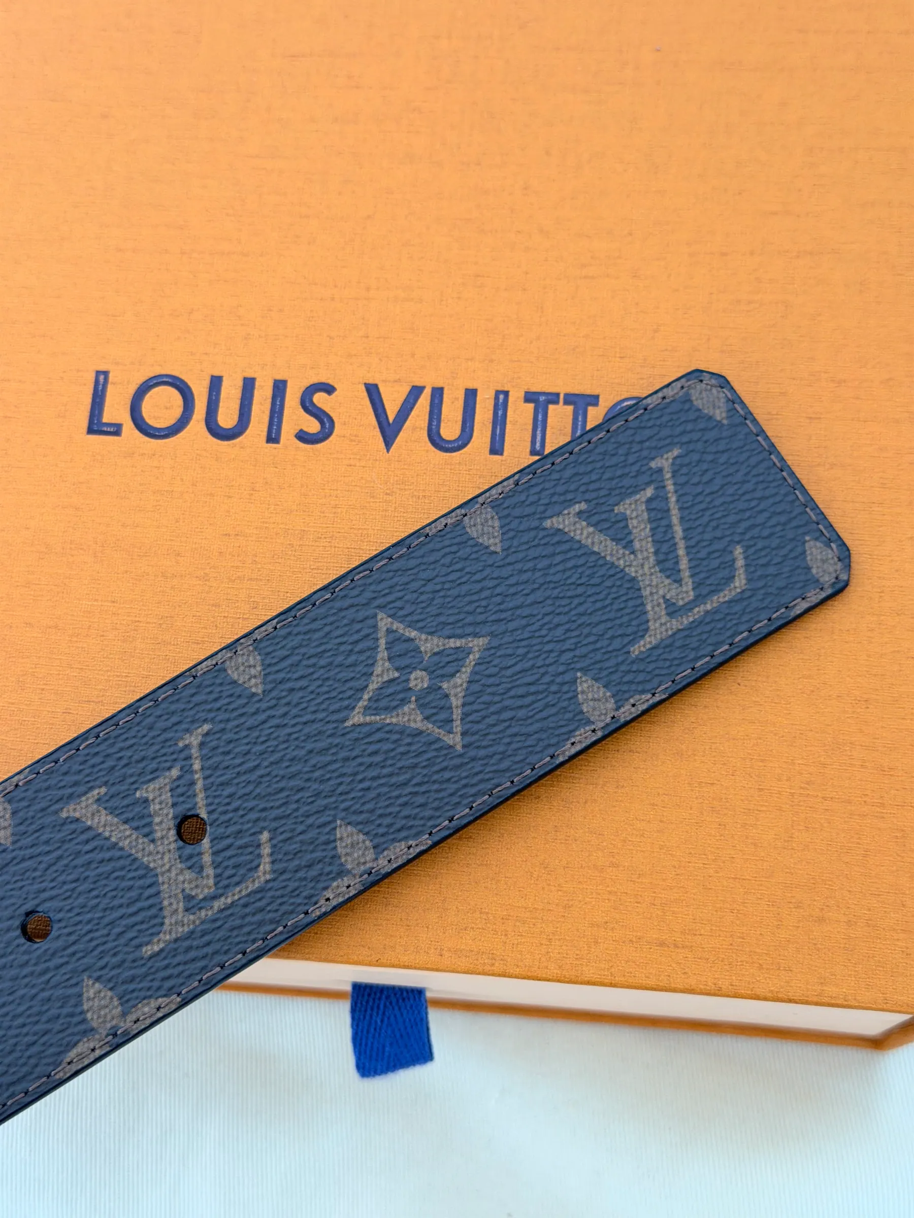 LV 腰带 M9043 40mm
