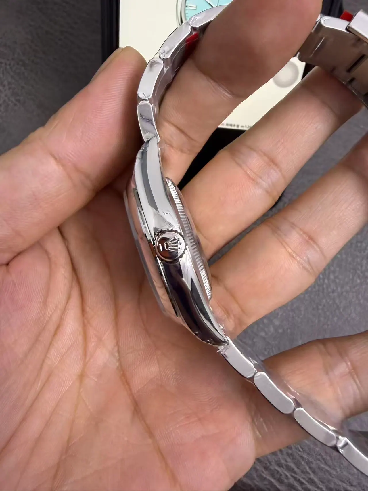 VS ｜3230 机芯｜36mm｜劳力士 Oyster Perpetual m126000-0006