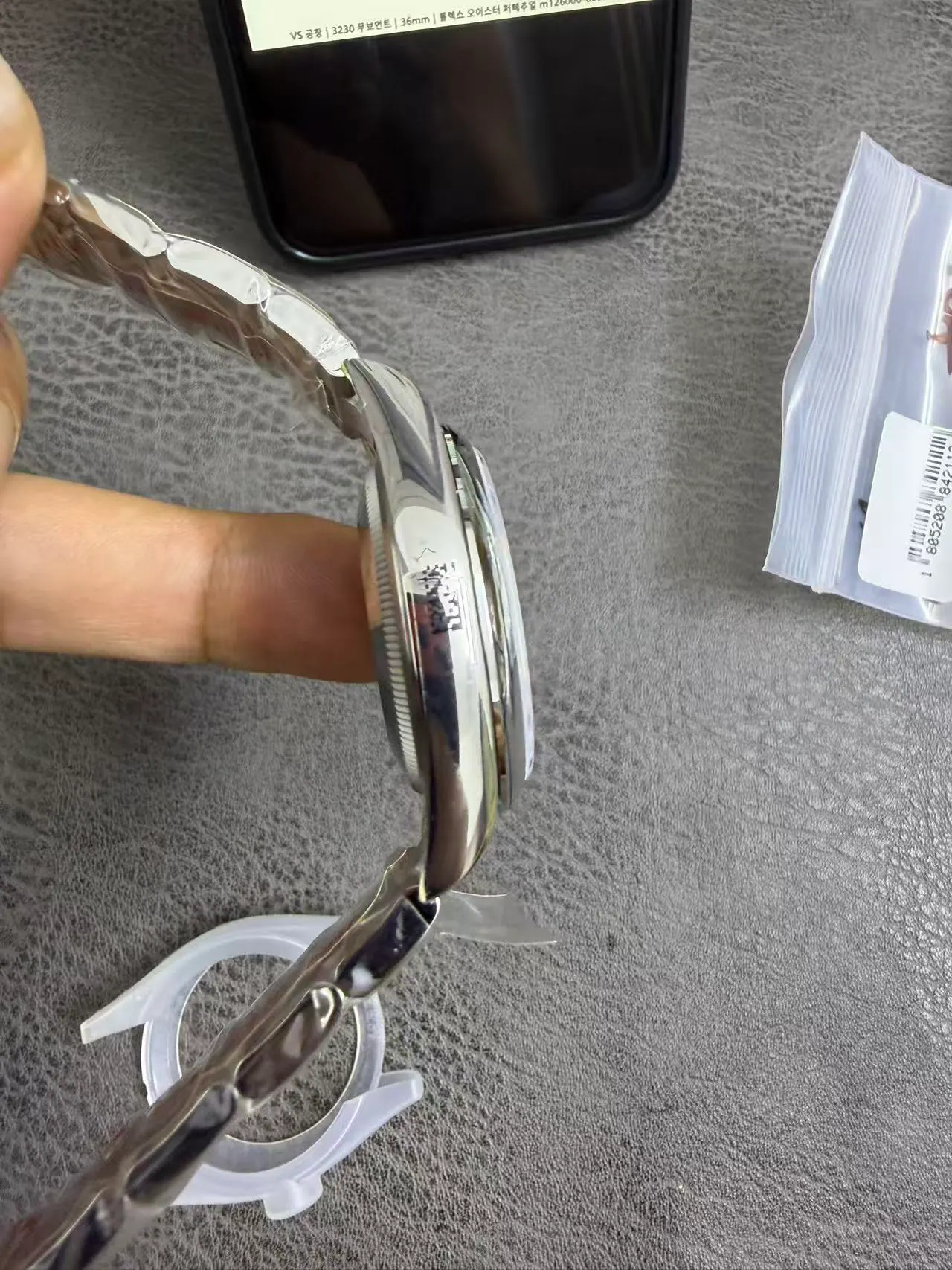 VS ｜3230 机芯｜36mm｜劳力士 Oyster Perpetual m126000-0006