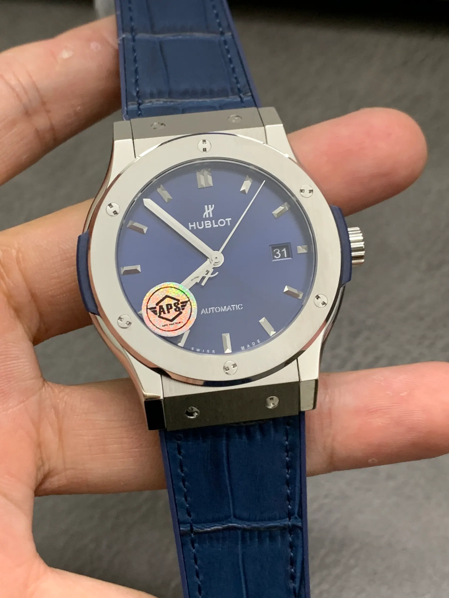 APS ｜Cal.HB1100 机芯｜42mm｜宇舶classic fusion