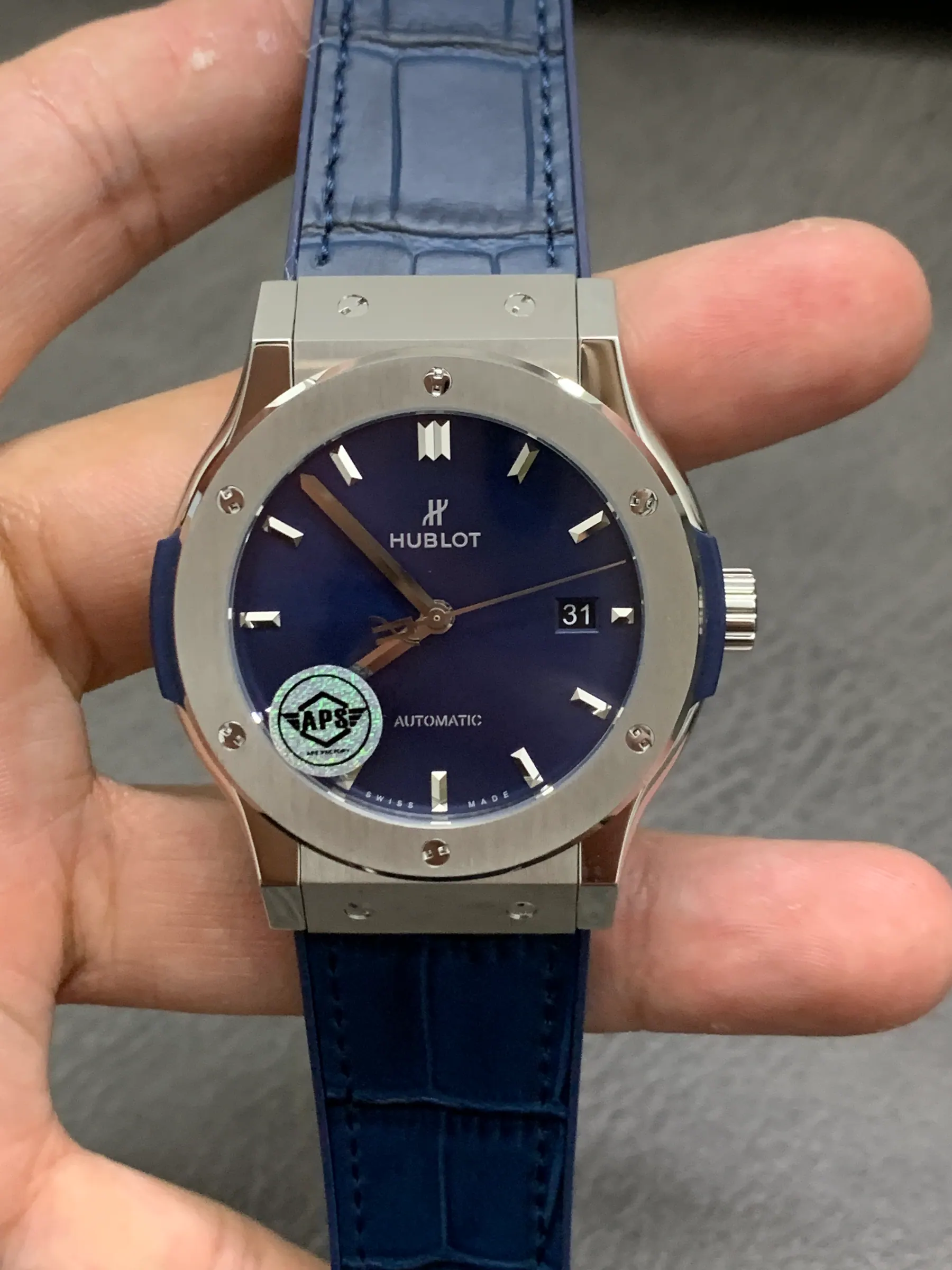 APS ｜Cal.HB1100 机芯｜42mm｜宇舶classic fusion