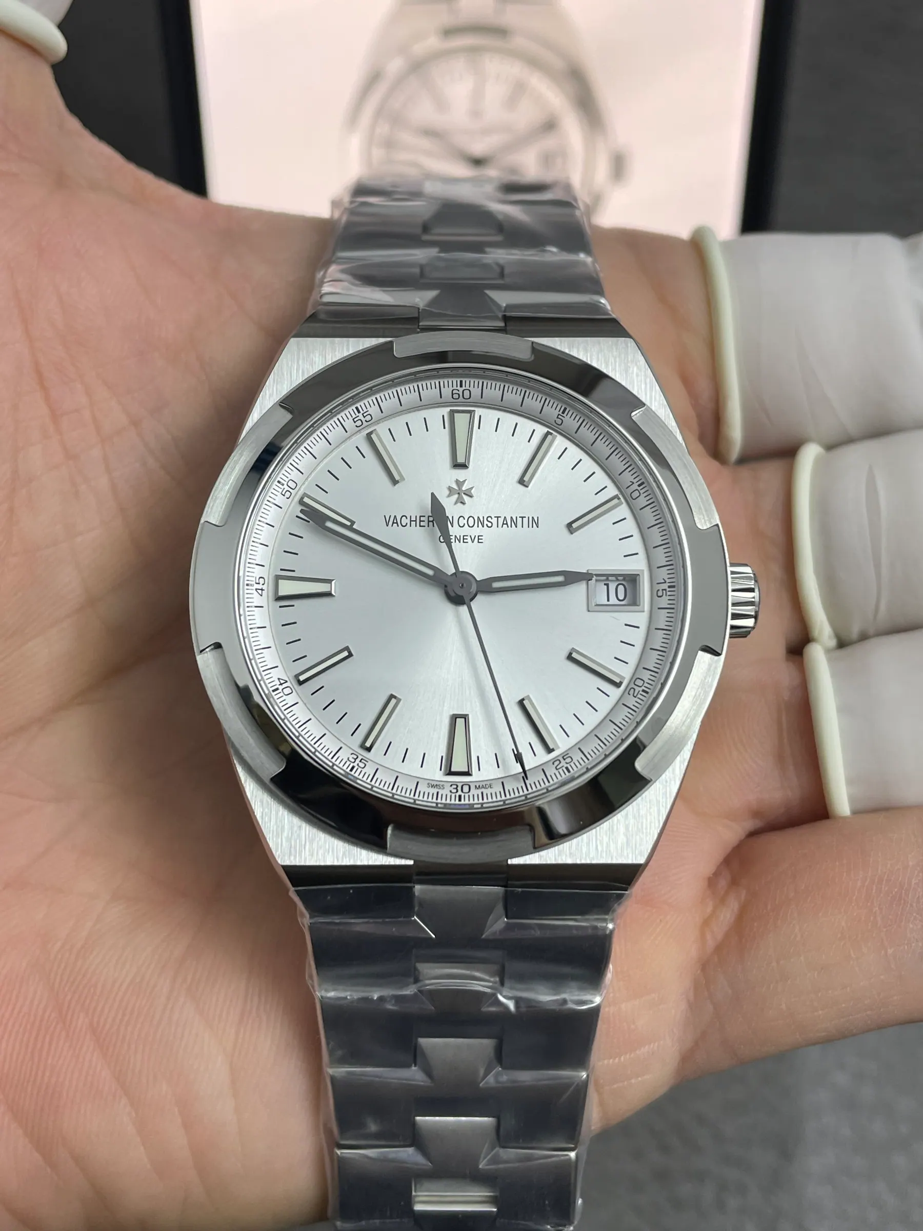 PPF｜Cal.5100机芯｜41mm｜江诗丹顿 Overseas 4500V