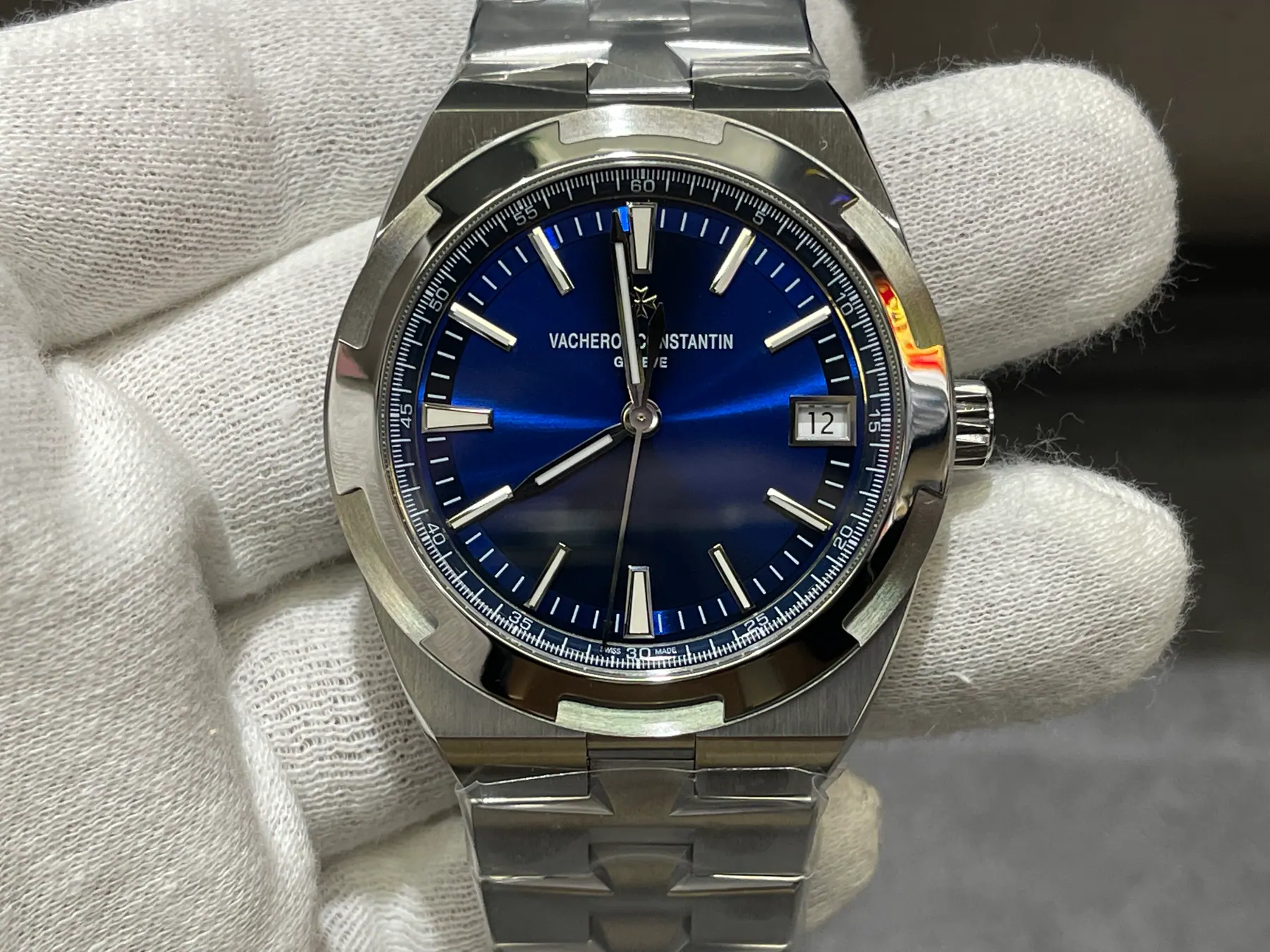 PPF｜Cal.5100机芯｜41mm｜江诗丹顿Overseas 4500V