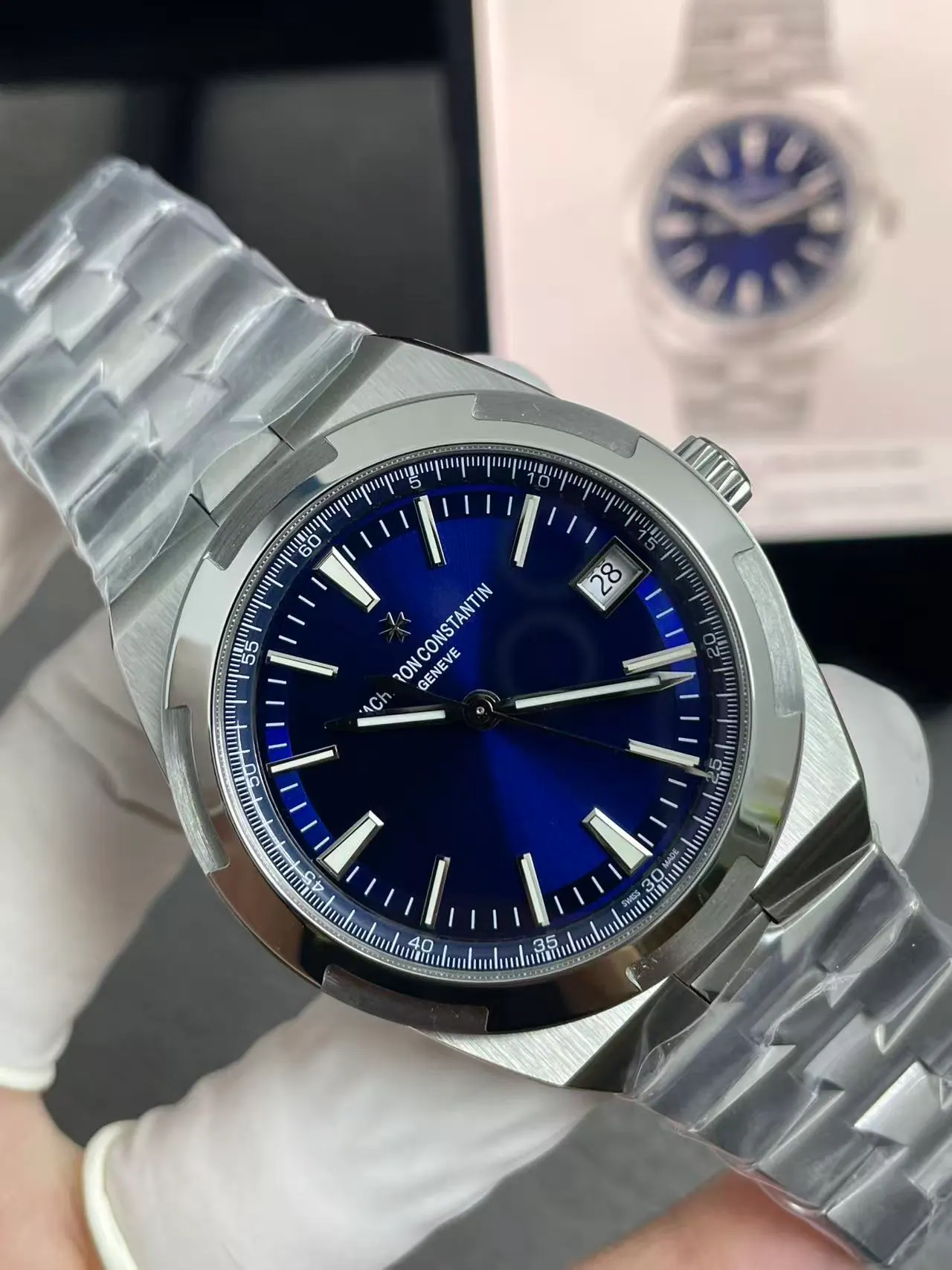 PPF｜Cal.5100机芯｜41mm｜江诗丹顿Overseas 4500V