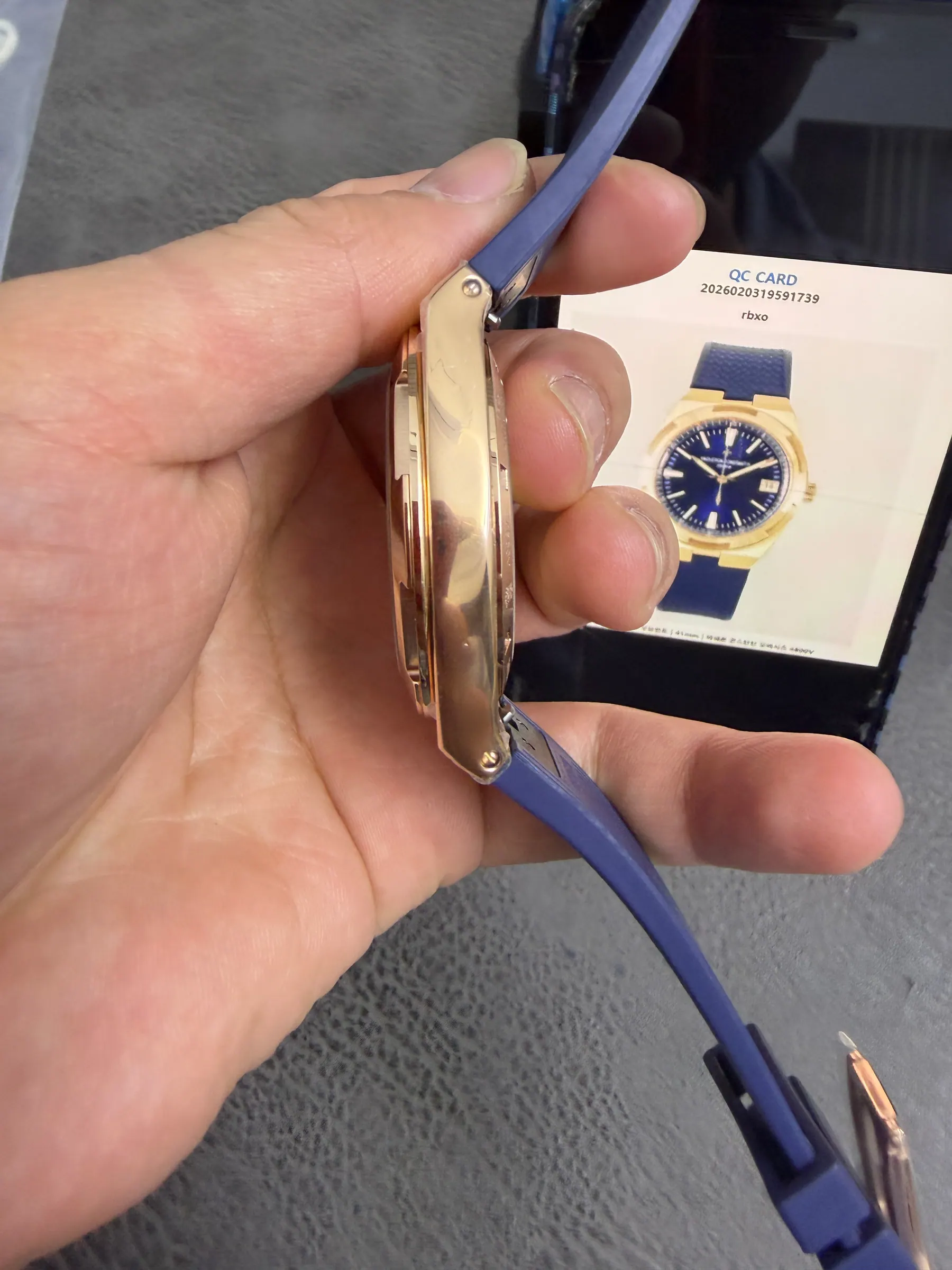 PPF｜Cal.5100机芯｜41mm｜江诗丹顿Overseas 4500V