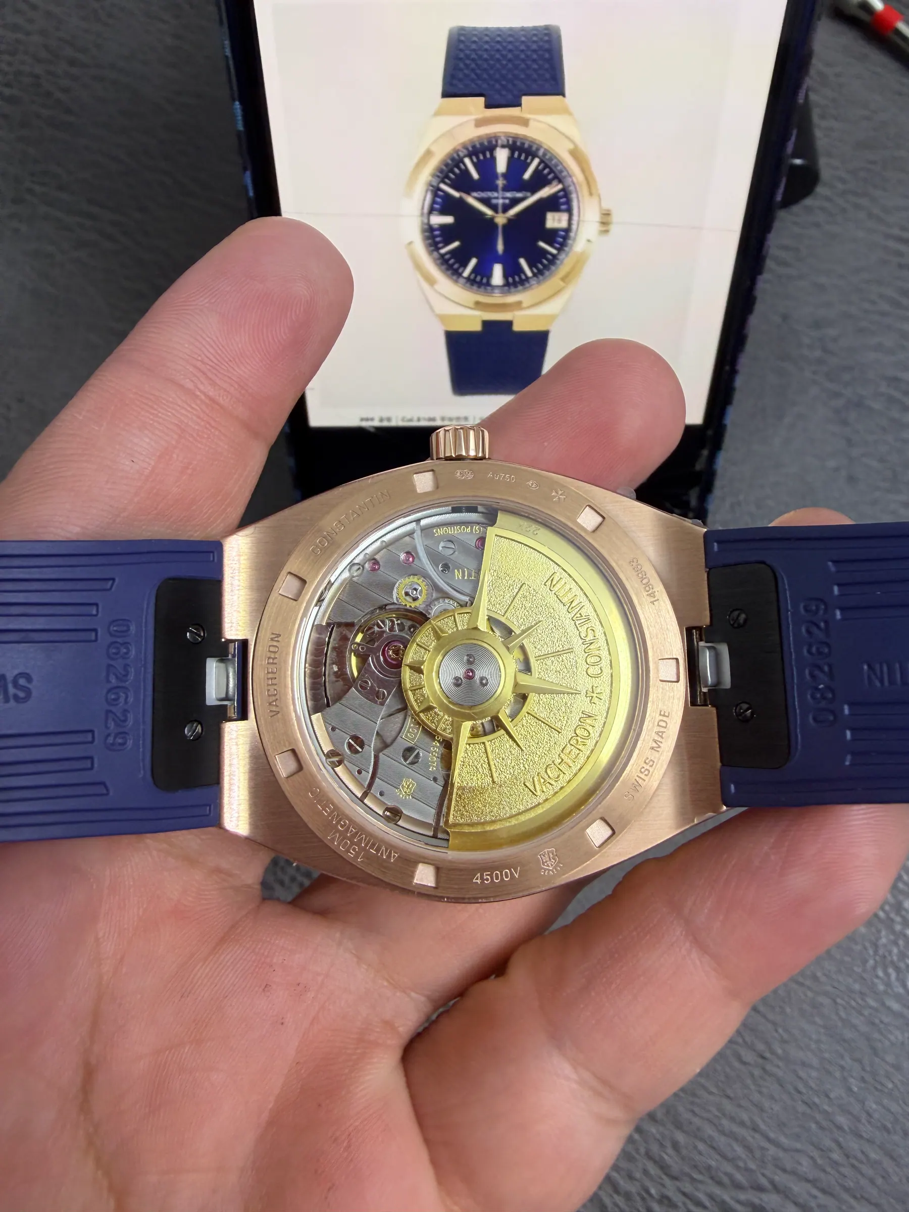PPF｜Cal.5100机芯｜41mm｜江诗丹顿Overseas 4500V