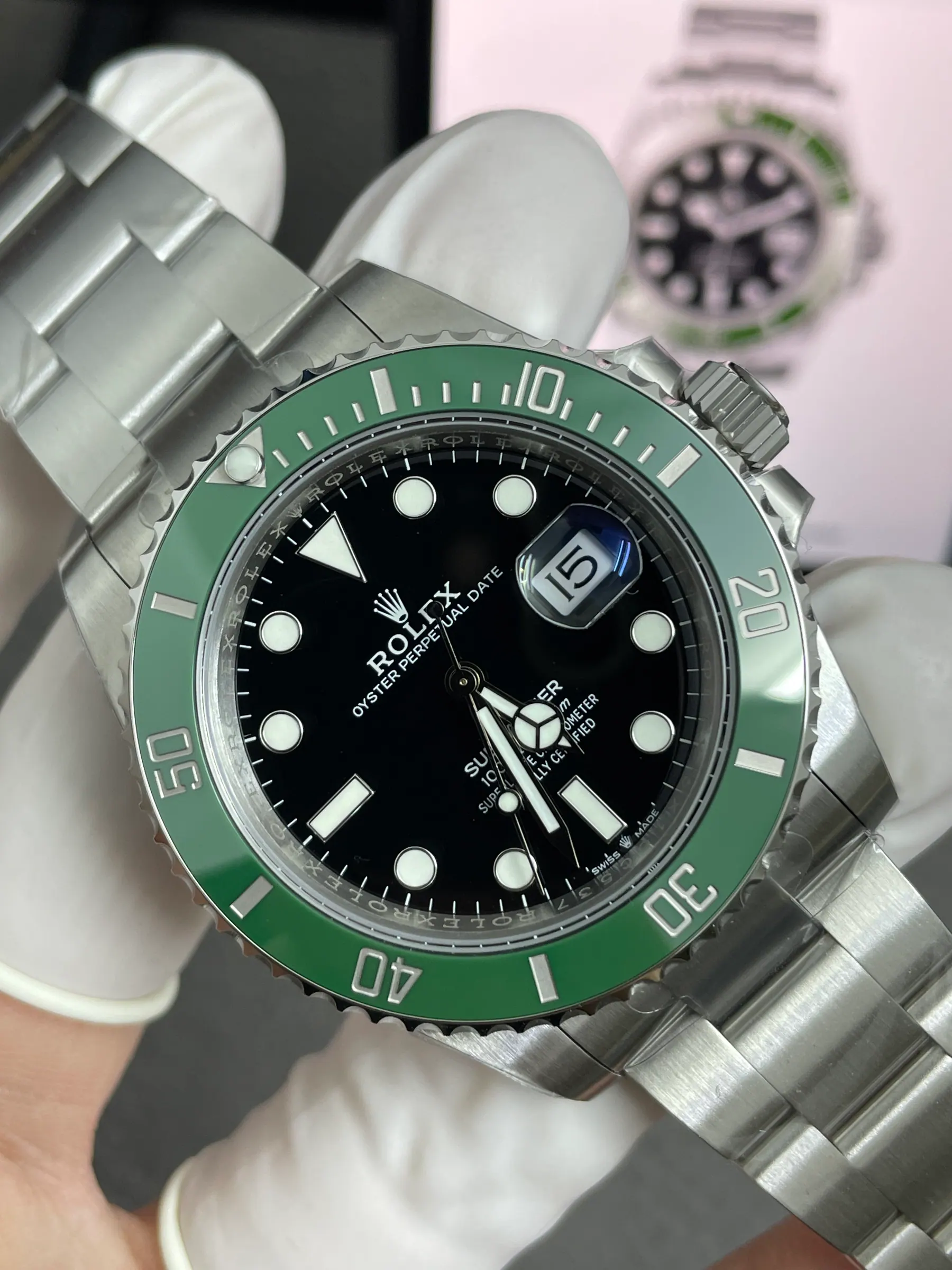 VS | 3235机芯｜41mm l 劳力士潜航者型 126610LV