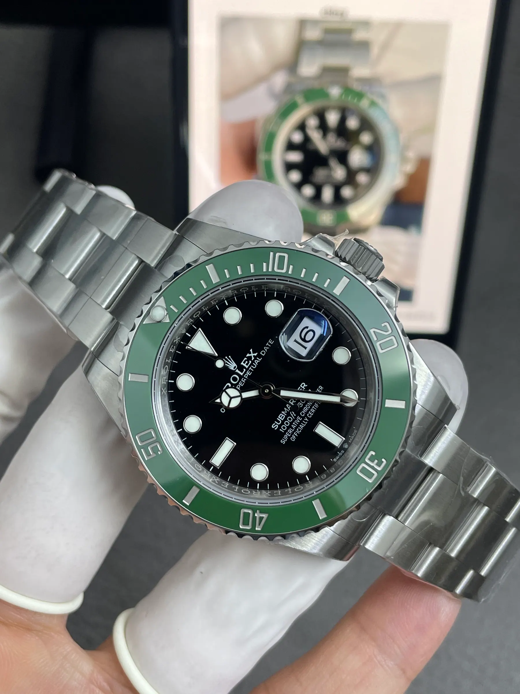 VS | 3235机芯｜41mm l 劳力士潜航者型 126610LV
