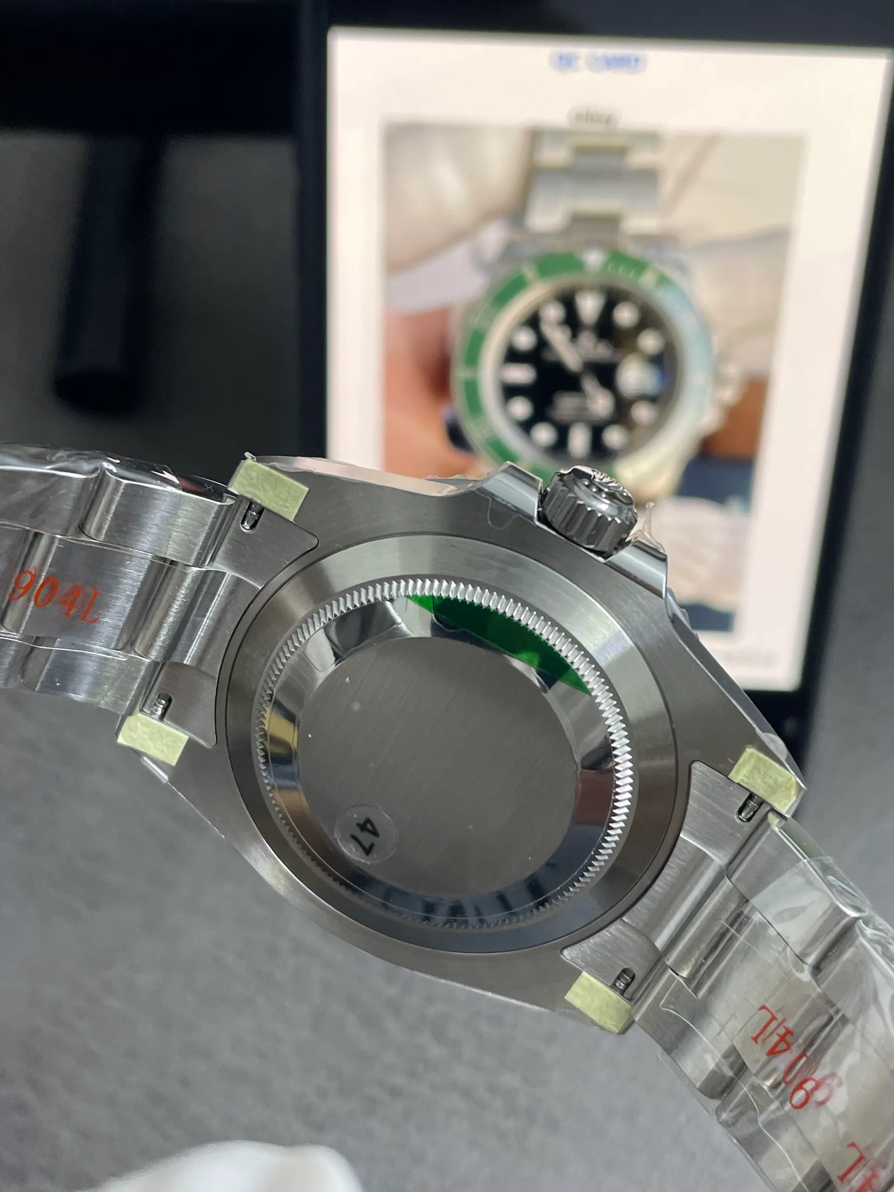 VS | 3235机芯｜41mm l 劳力士潜航者型 126610LV