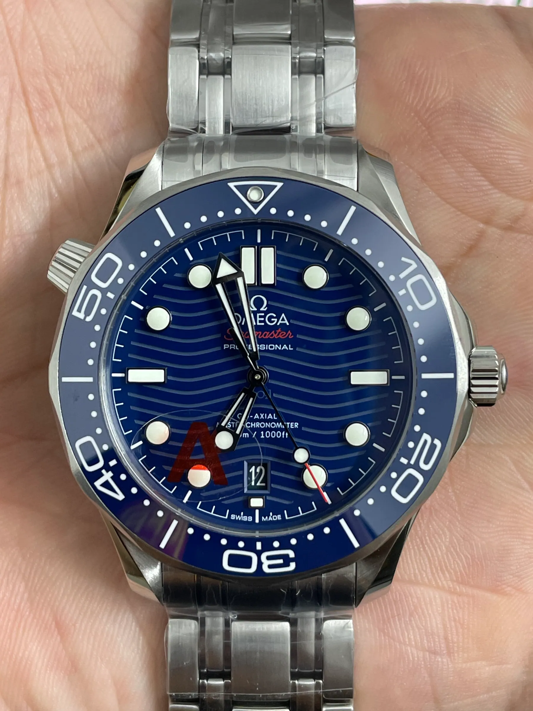 VS | 8800 机芯｜42mm l 欧米茄海马潜水300M 210.30.42.20.03.001