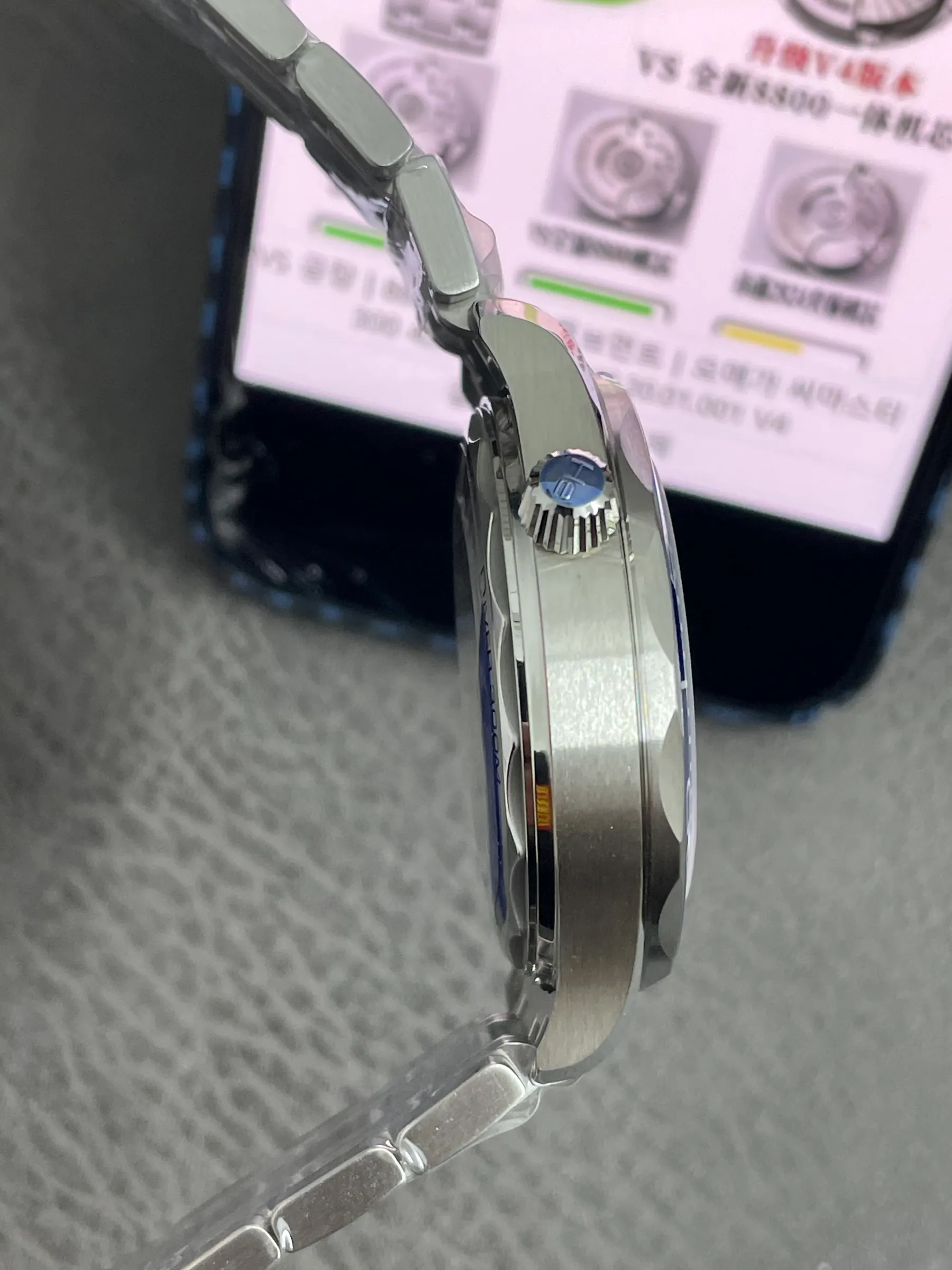 VS | 8800 机芯｜42mm l 欧米茄海马潜水300M 210.30.42.20.03.001