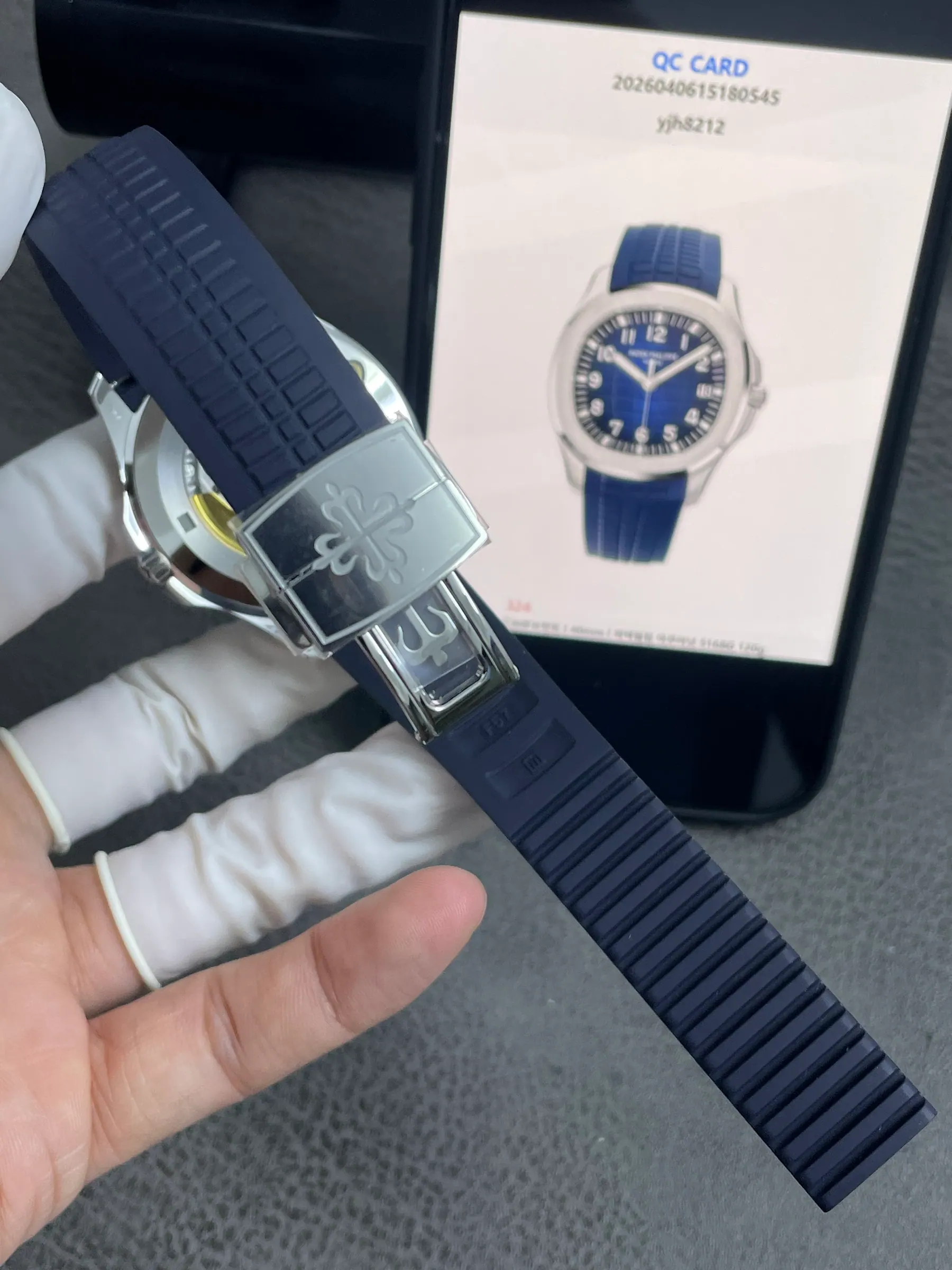 DDF | 330机芯 l 40mm l 百达翡丽 Aquanaut 5168G 120g