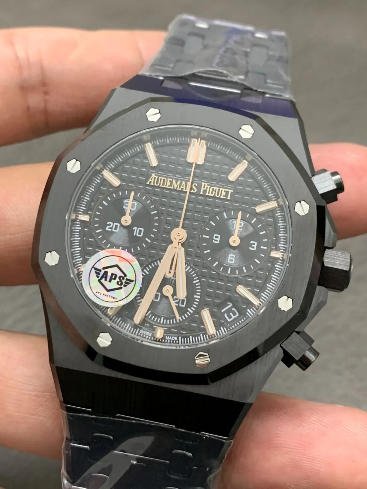 APS l 4401机芯 l 41mm l 爱彼皇家橡树 26240 全陶瓷