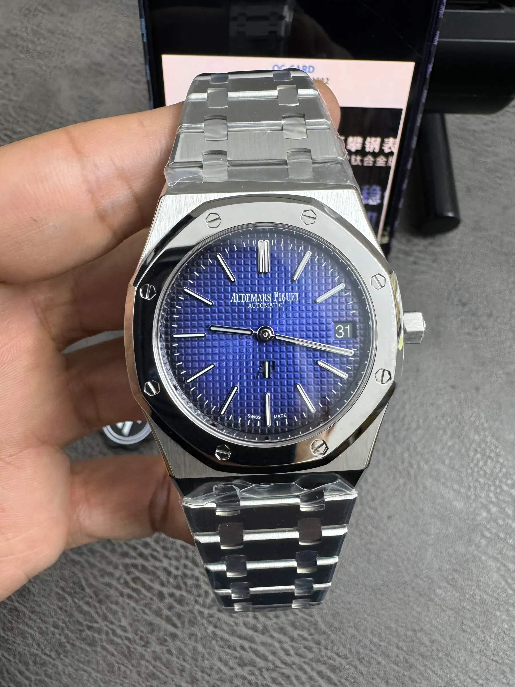 ZF l 2121机芯 l 39mm l 爱彼皇家橡树 15202 钛金属