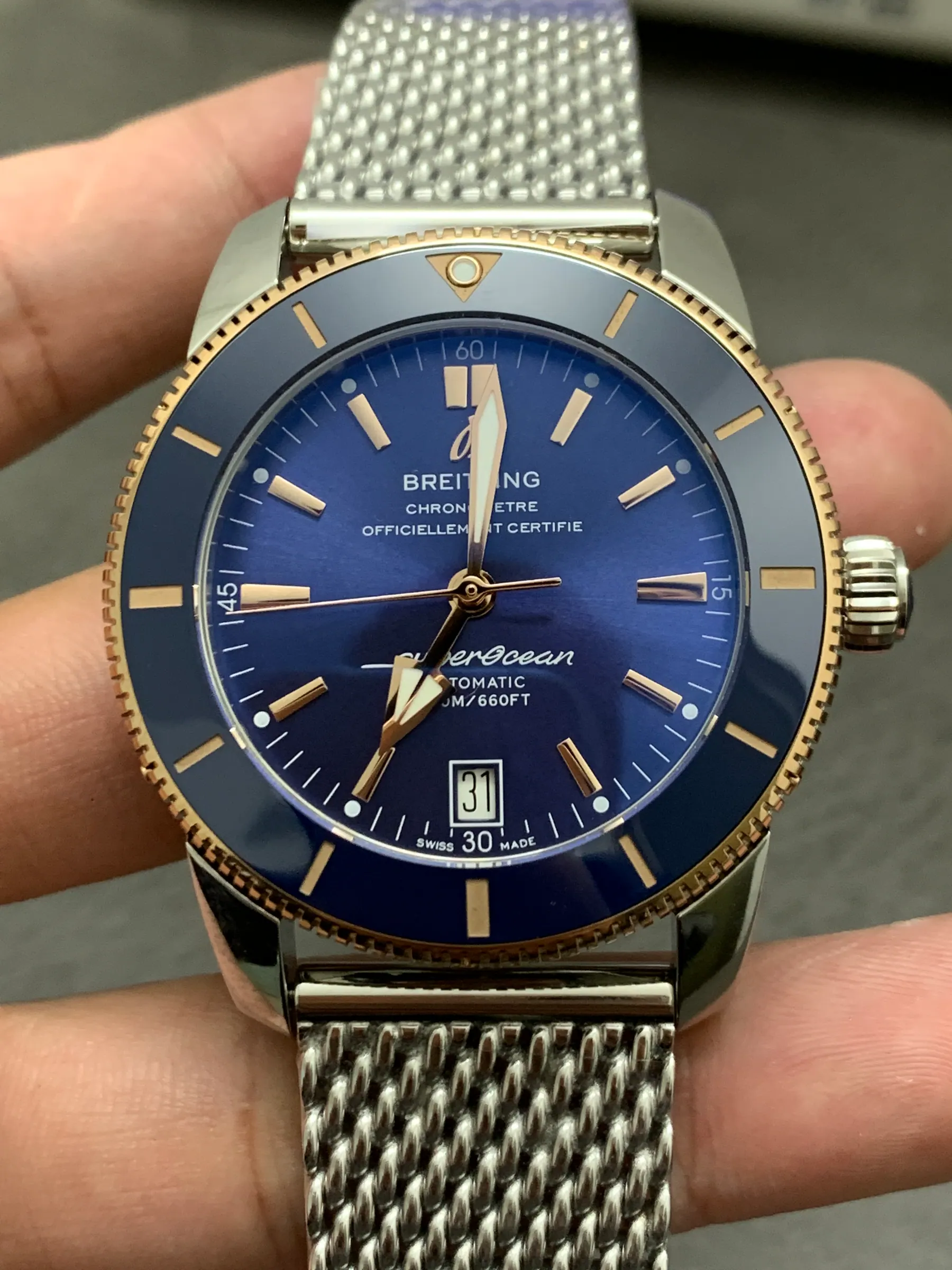 GF l 2824 cal B20 l 42 mm l 百年灵超级海洋文化系列 B31