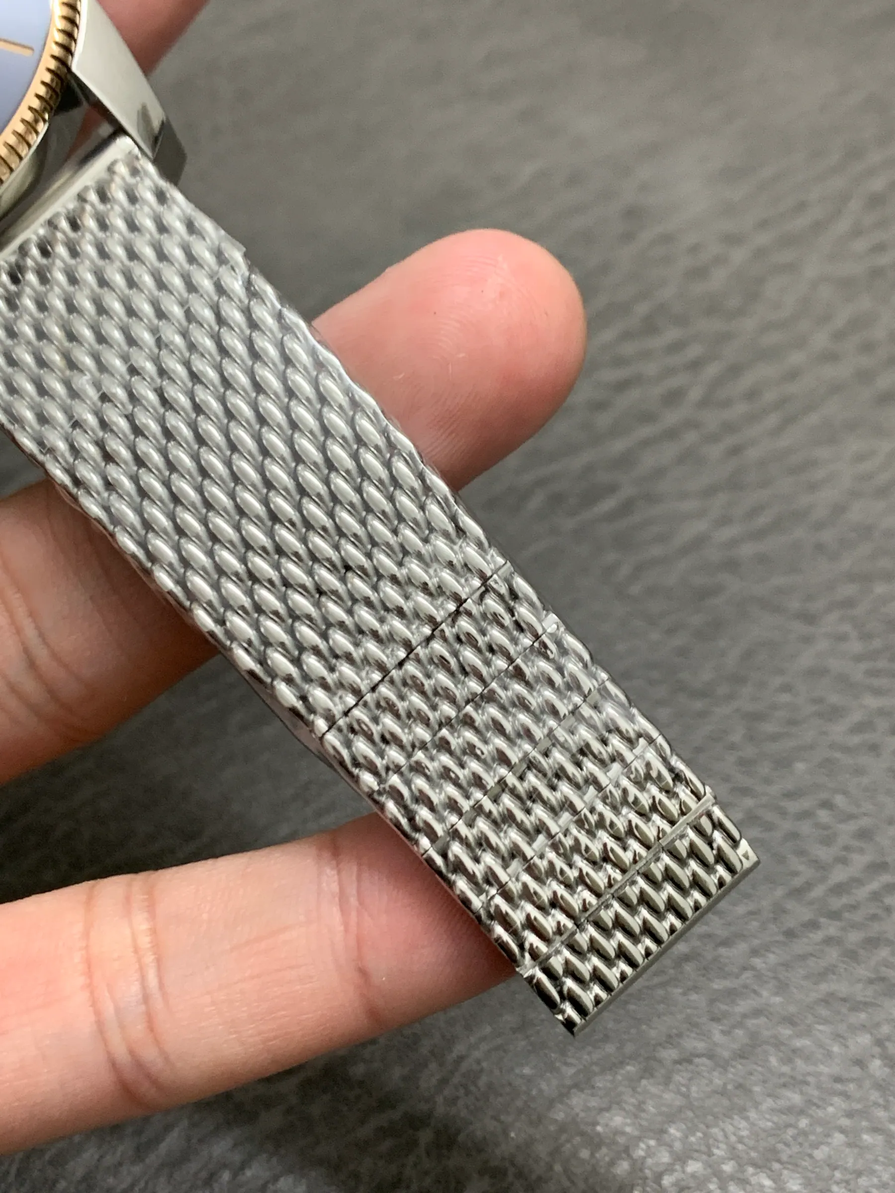 GF l 2824 cal B20 l 42 mm l 百年灵超级海洋文化系列 B31