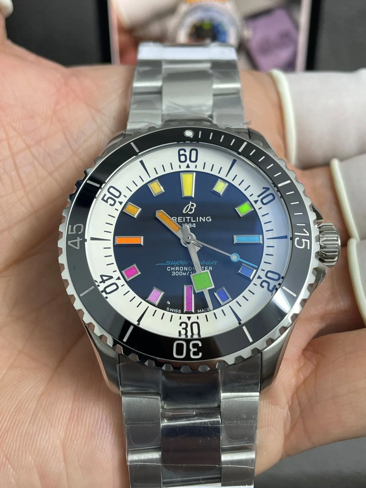 BLS | 2824 机芯 | 42mm | 百年灵 Superocean Automatic 42