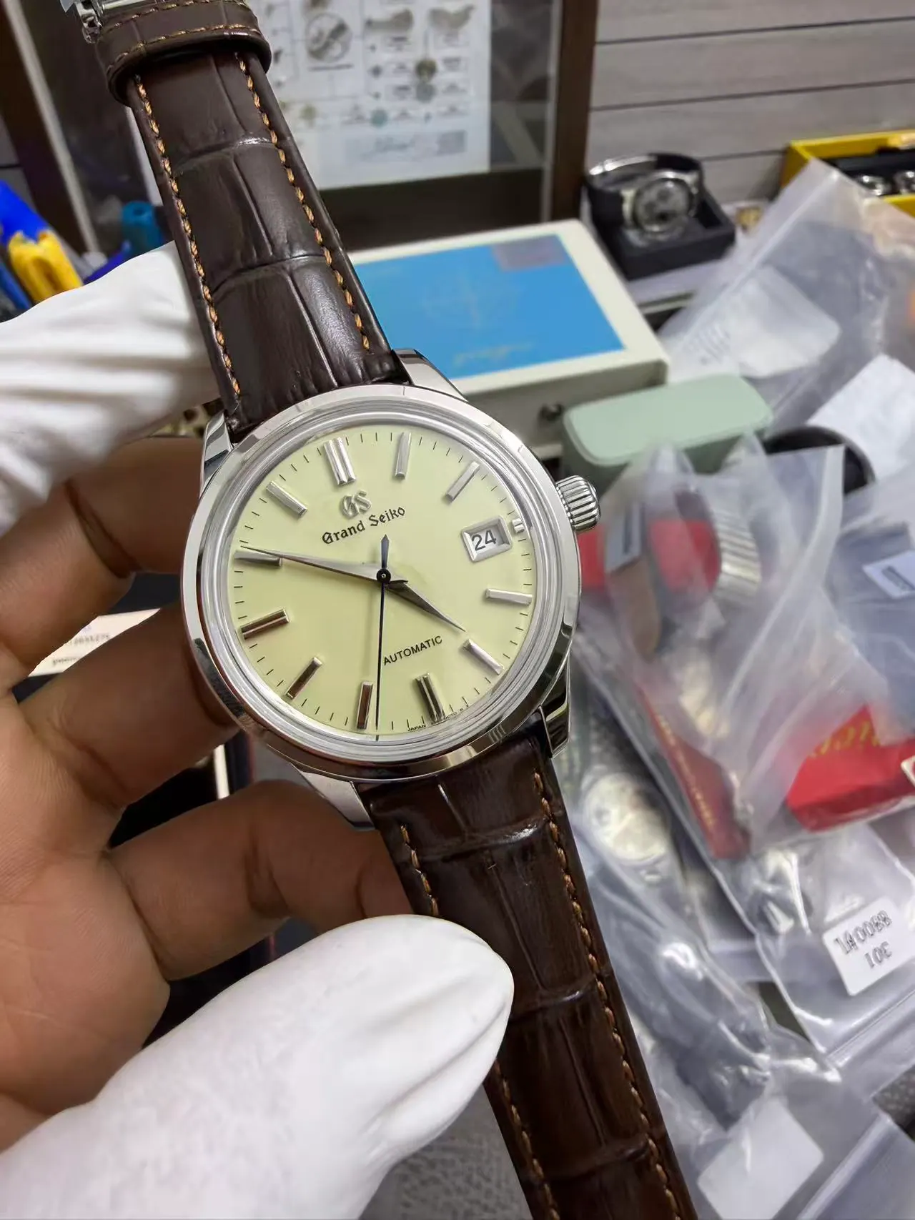 GS l NH34 机芯 l 39.5mm l GRAND SEIKO GS SBGR261
