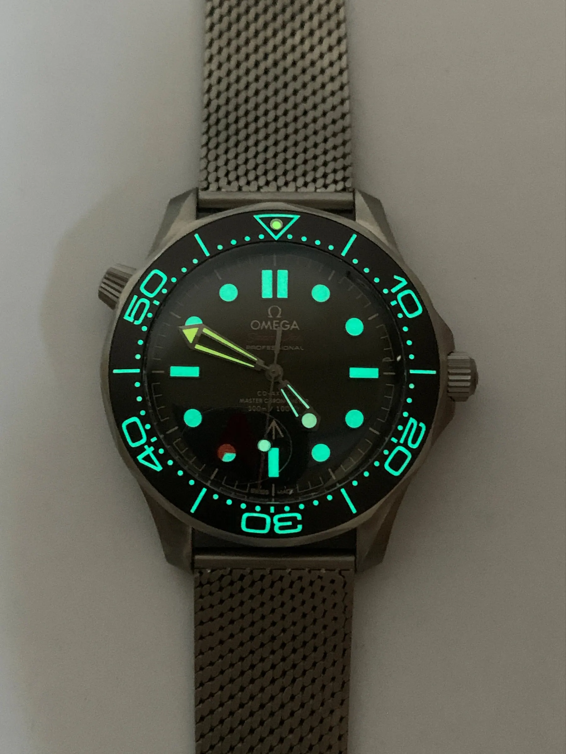 VS | 8806机芯｜42mm l 欧米茄海马潜水300M 210.30.42.20.06.002 钛金属表链
