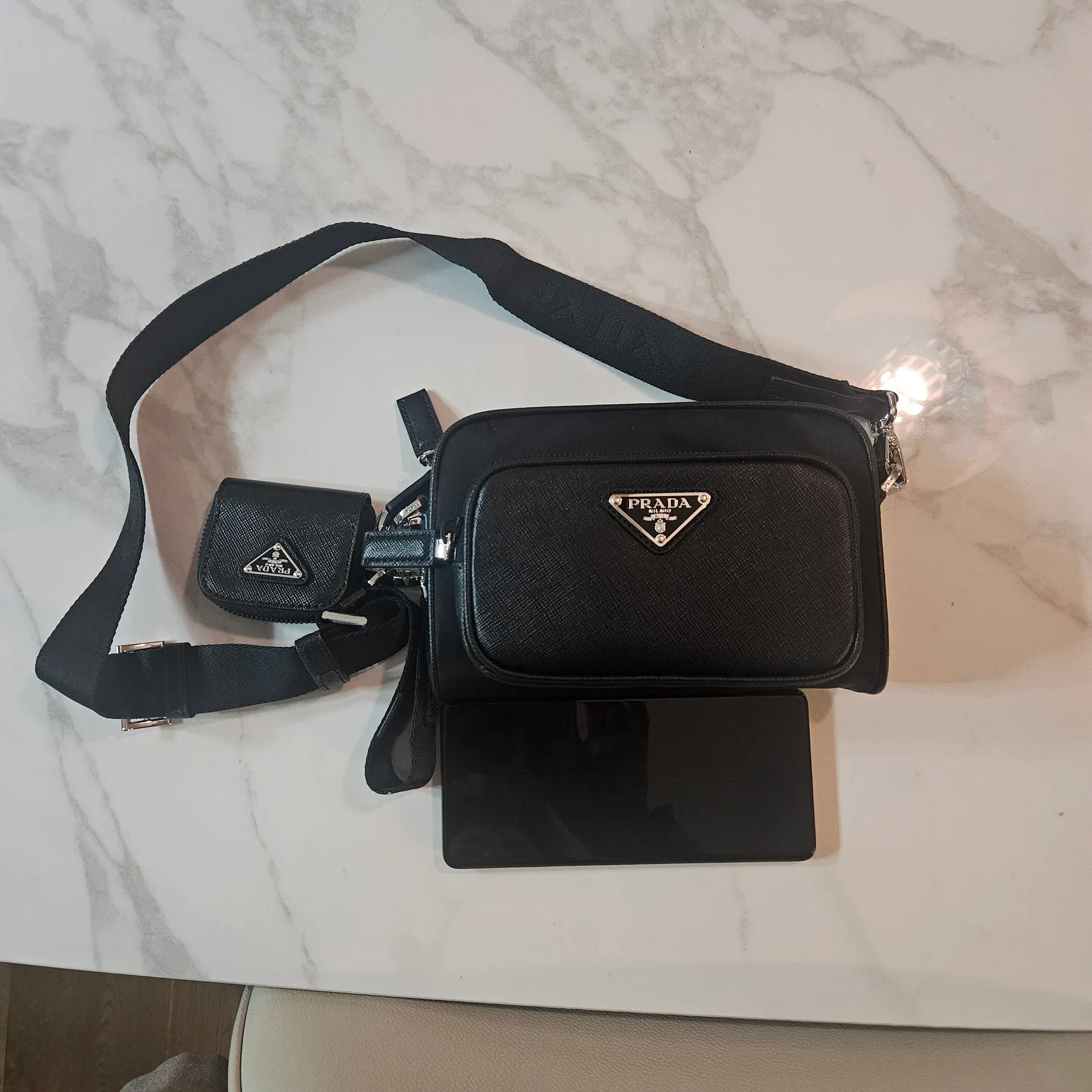 普拉达 Re-Nylon Saffiano 斜挎包 2VH172