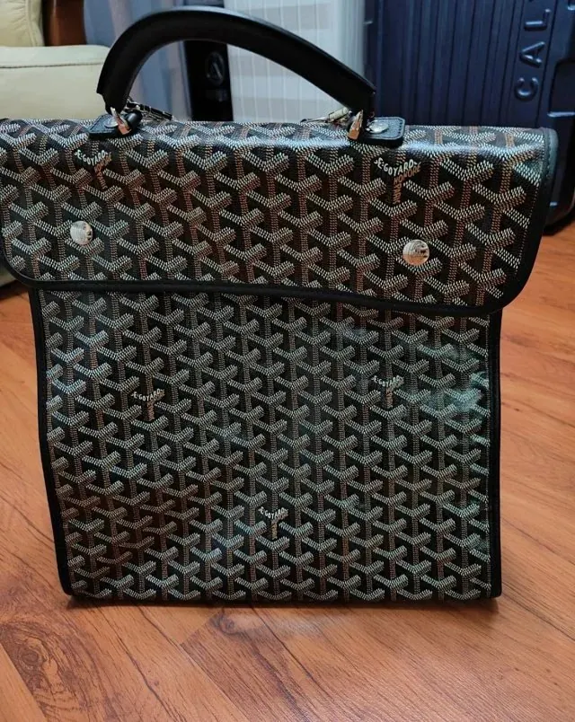 Goyard Saint Léger 可折叠双肩包 33*35*16cm