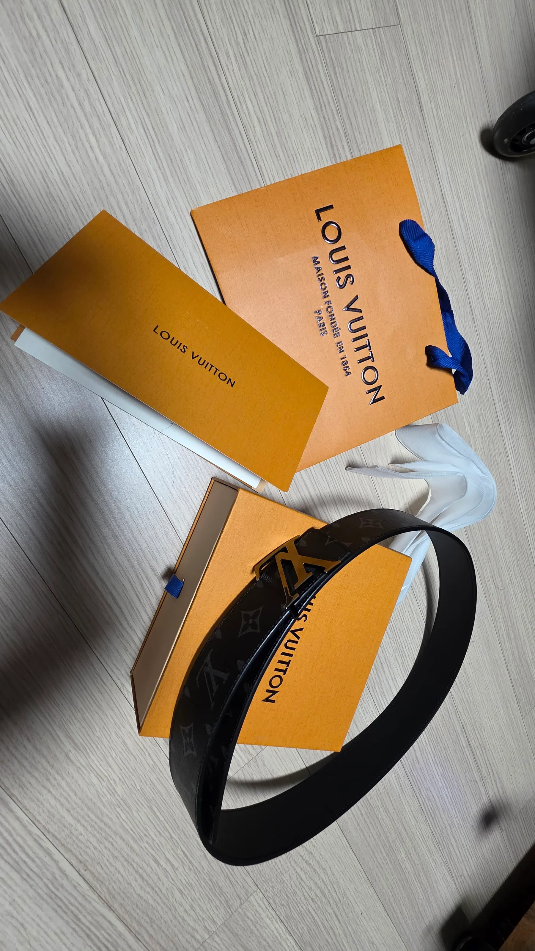 LV 腰带 M9043 40mm