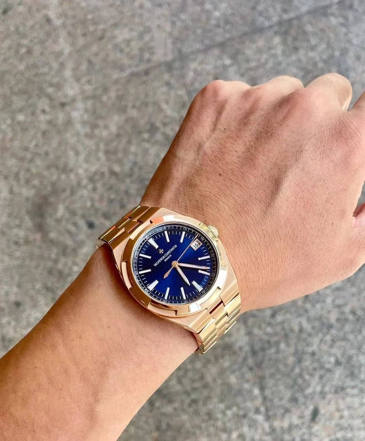 PPF｜Cal.5100机芯｜41mm｜江诗丹顿Overseas 4500V