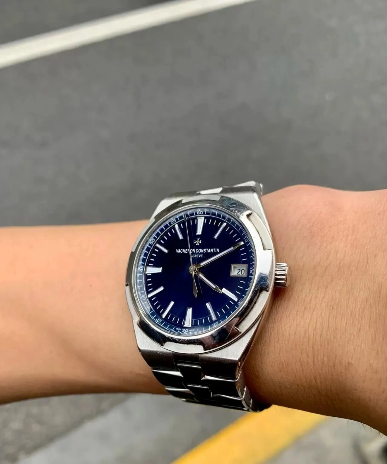 PPF｜Cal.5100机芯｜41mm｜江诗丹顿Overseas 4500V