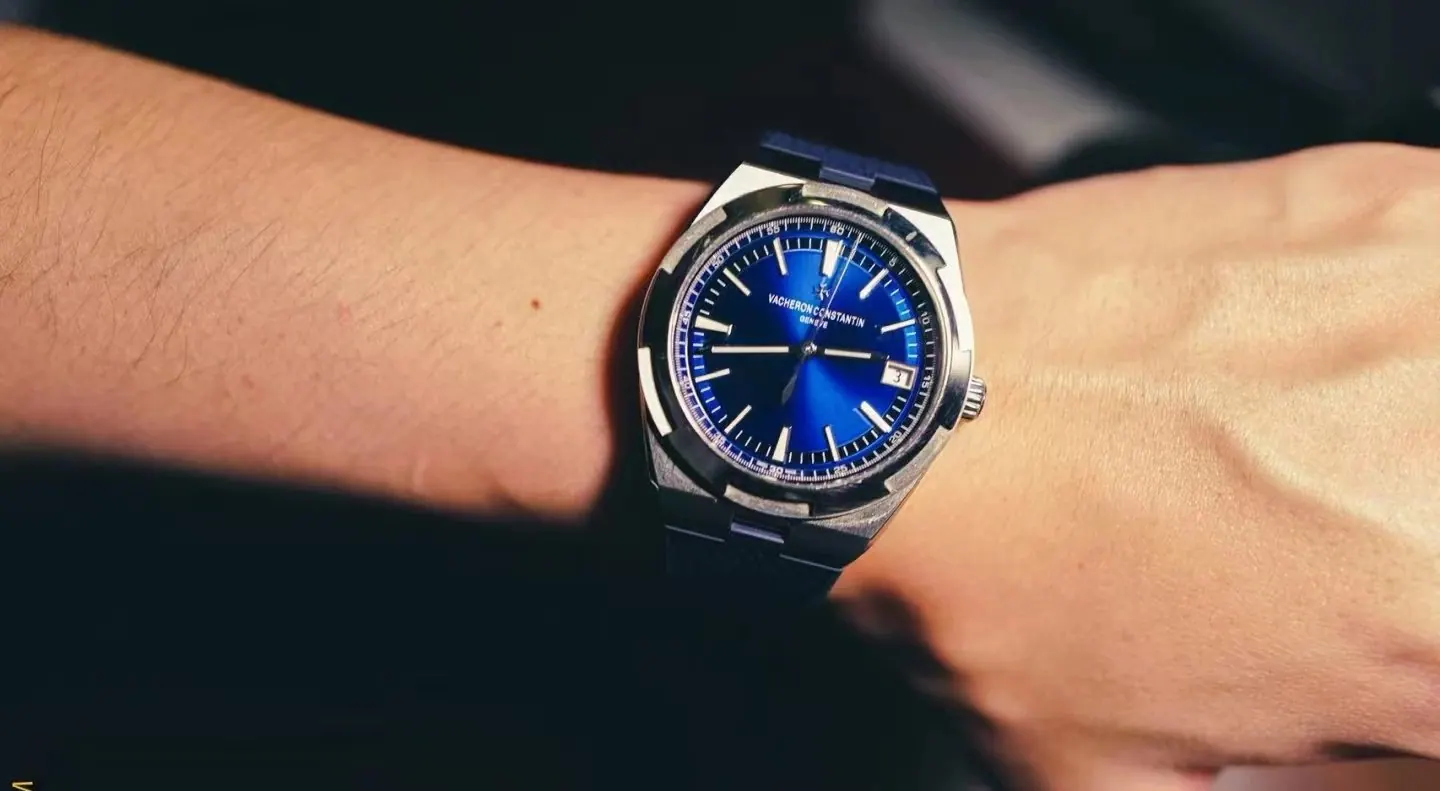 PPF｜Cal.5100机芯｜41mm｜江诗丹顿Overseas 4500V