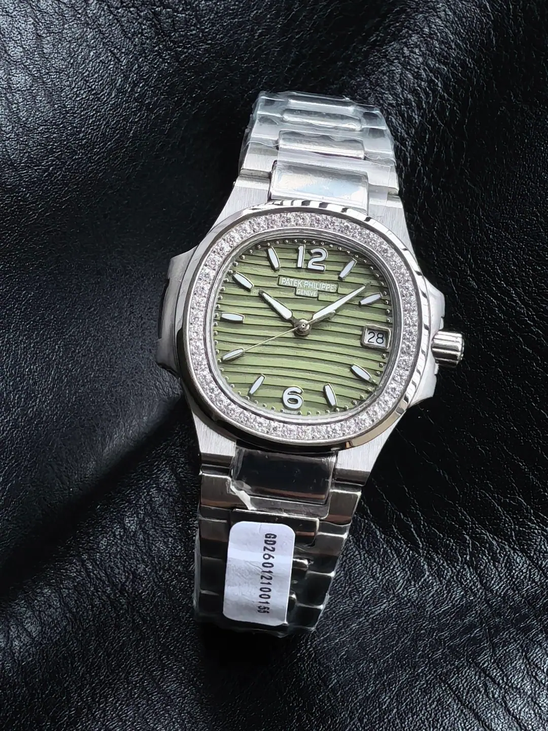 石英机芯 l32mm l 百达翡丽 Nautilus 7010 钻石