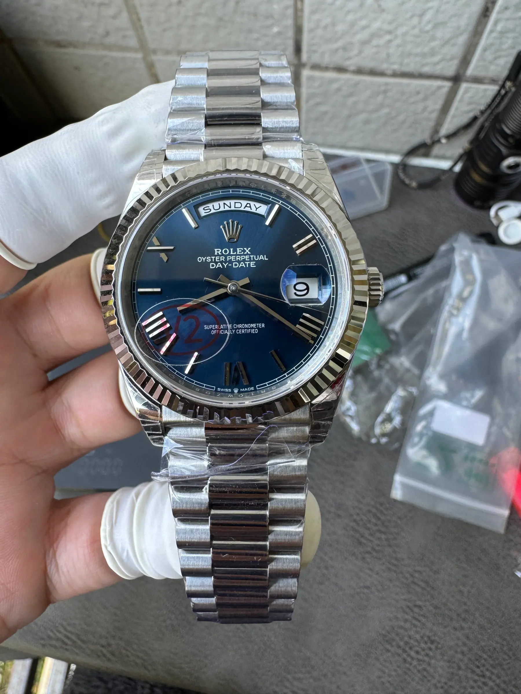 VS l 3255 l 40mm l 日历星期显示 Day-date 182g