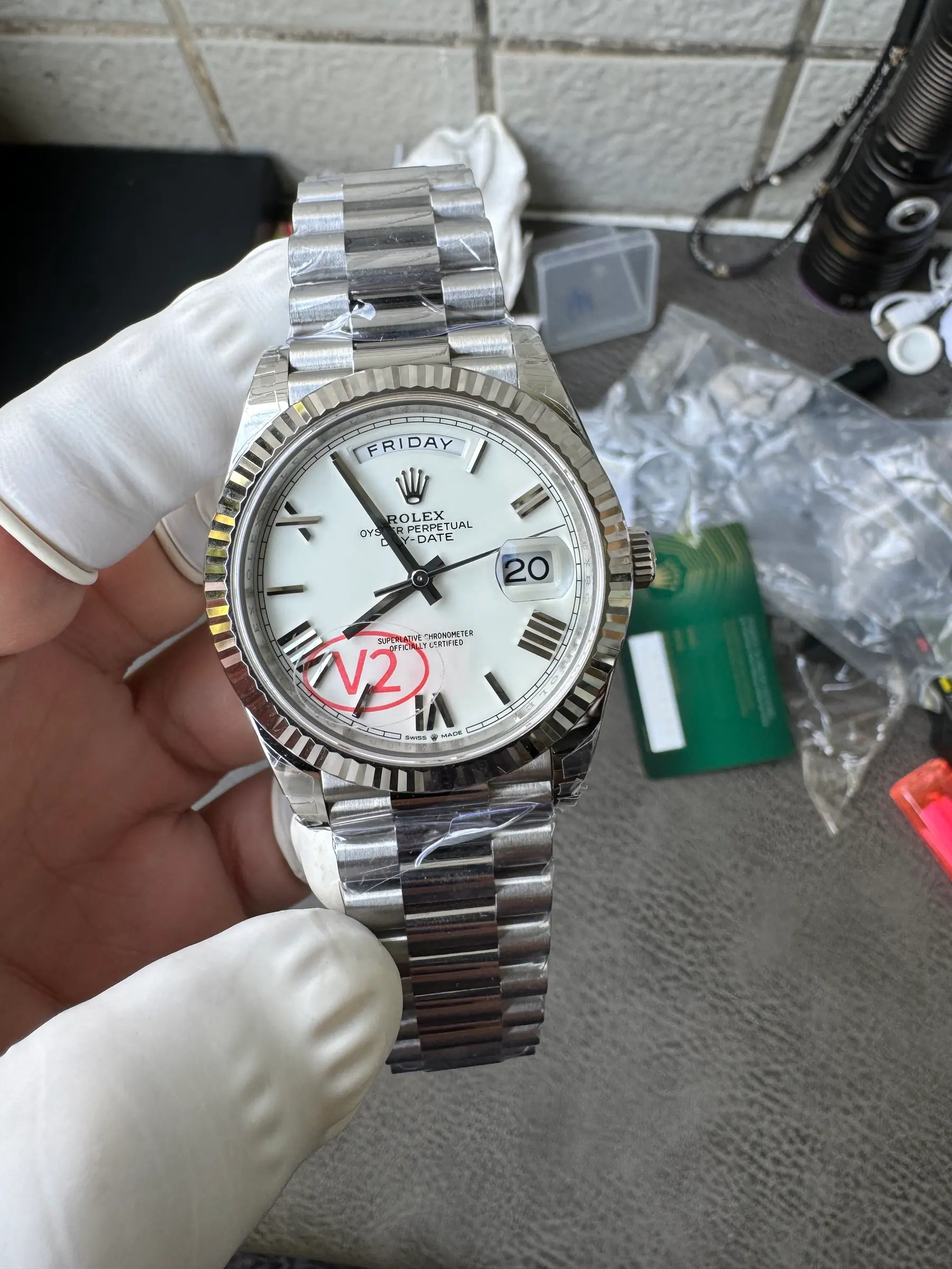 VS l 3255 l 40mm l 日历星期 Day-date 182g