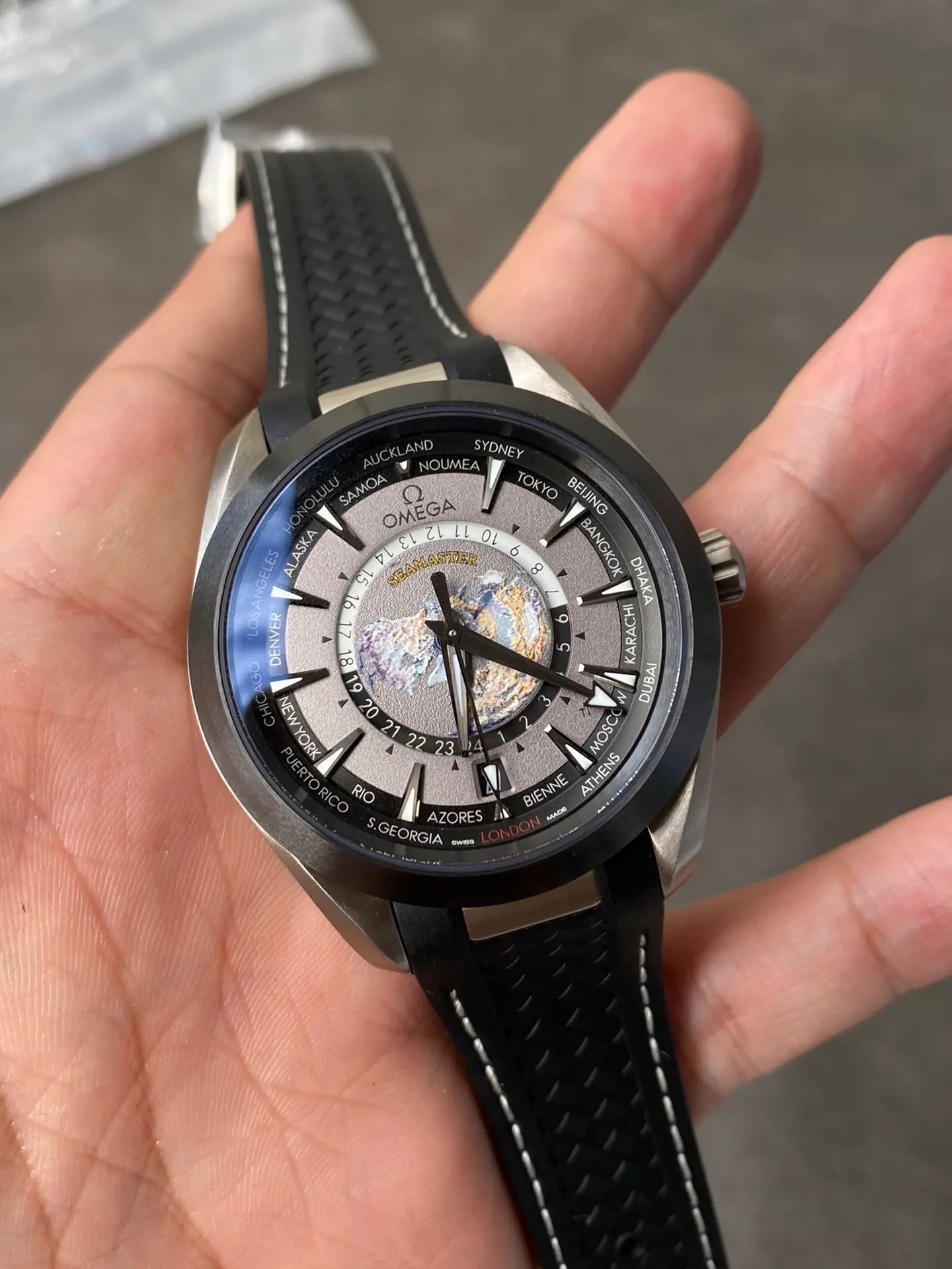 VS l 8938机芯 l 43mm l Aqua Terra 150M