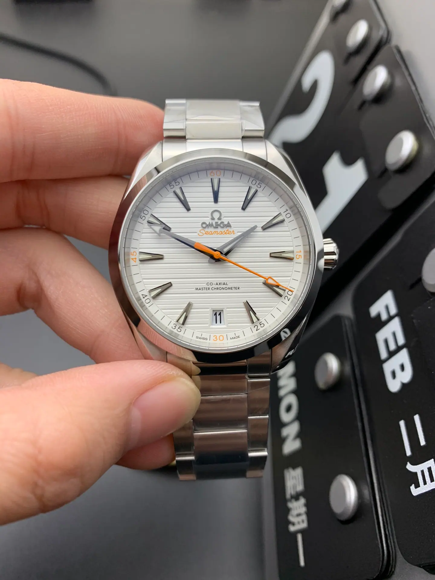 VS l 8900机芯 l 41mm l 海马 Aqua Terra 150M