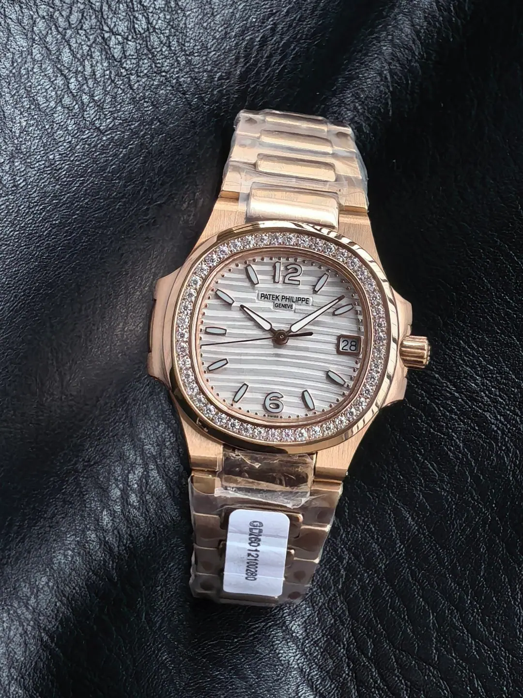 石英机芯 l32mm l 百达翡丽 Nautilus 7010 钻石