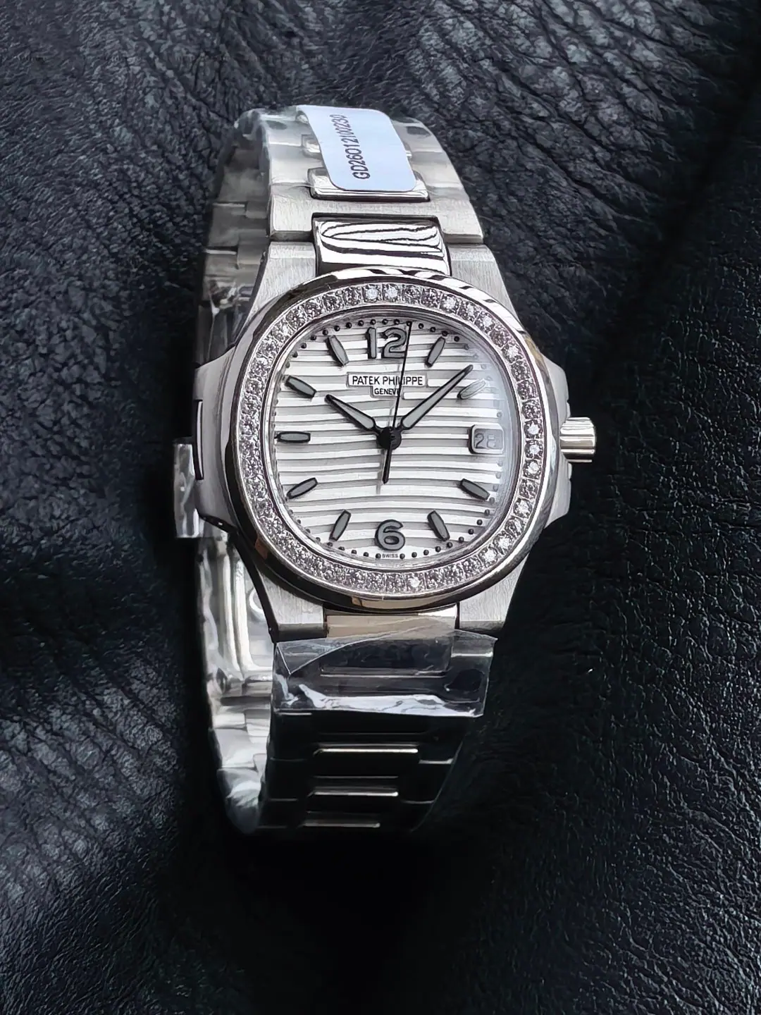 石英机芯 l32mm l 百达翡丽 Nautilus 7010 钻石